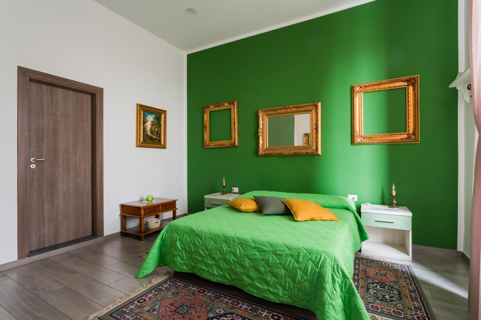King Room