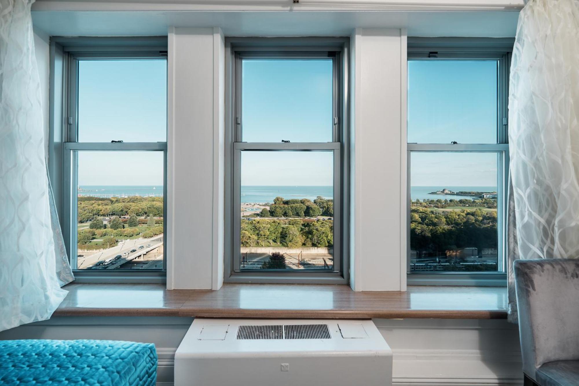 Double Room Two Double Beds Lake View