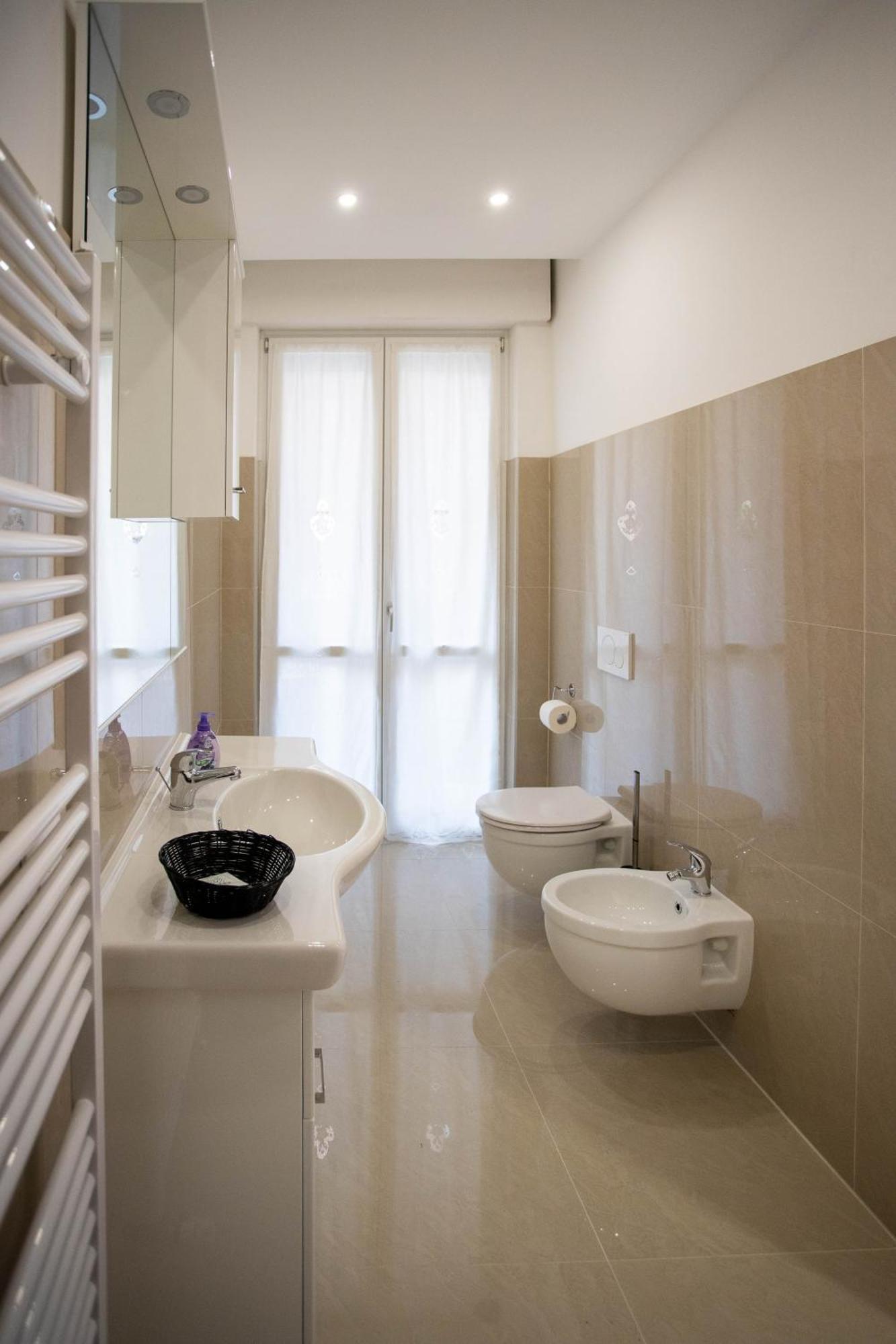 Double Room Private Bathroom