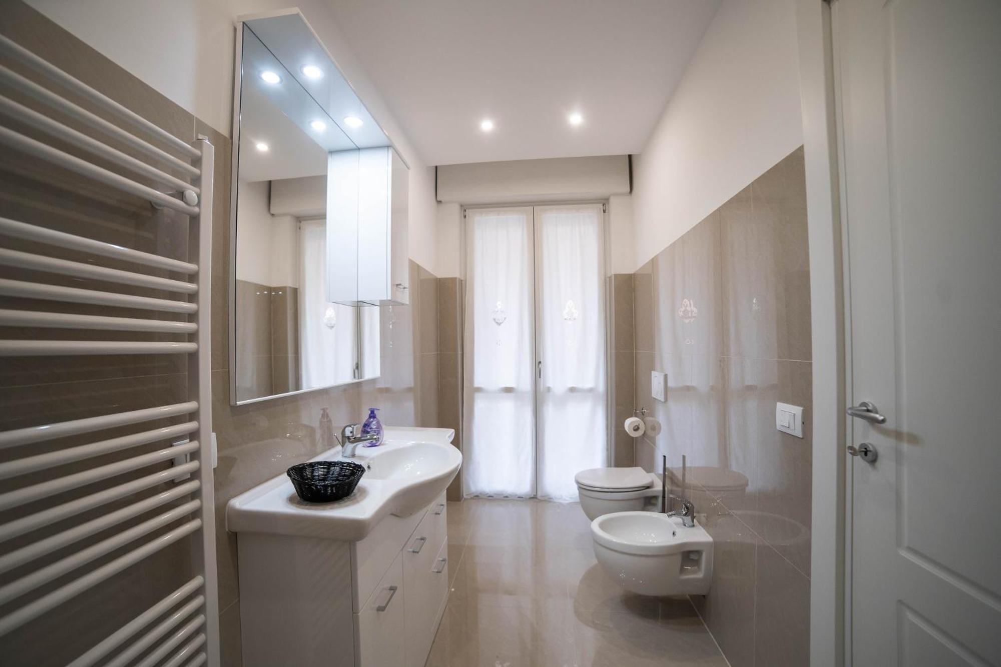 Double Room Private Bathroom