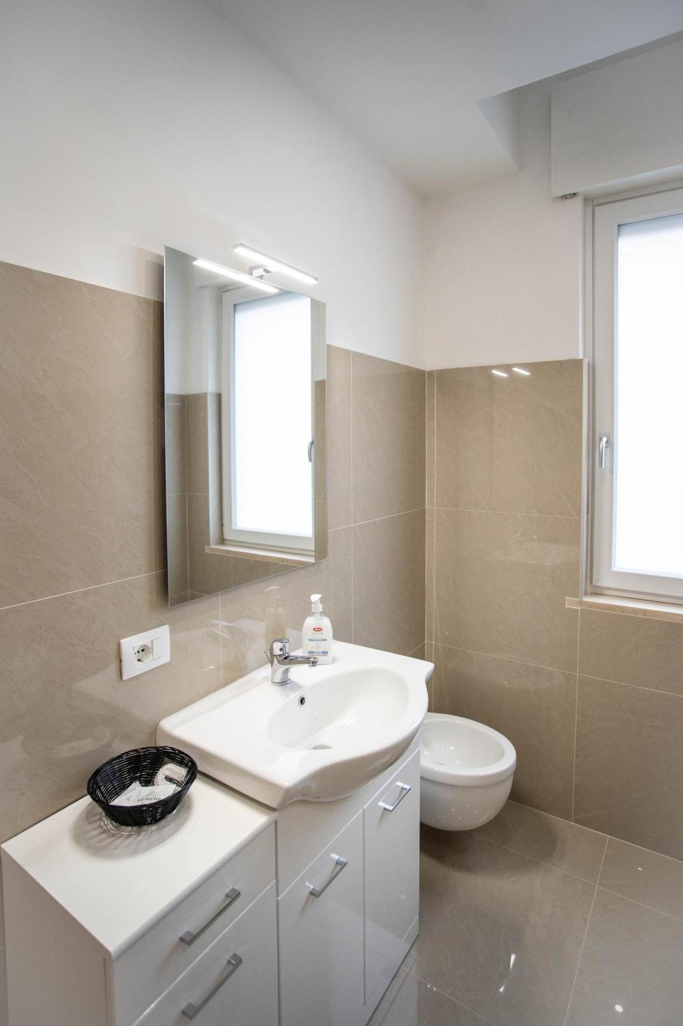 Triple Room Private Bathroom