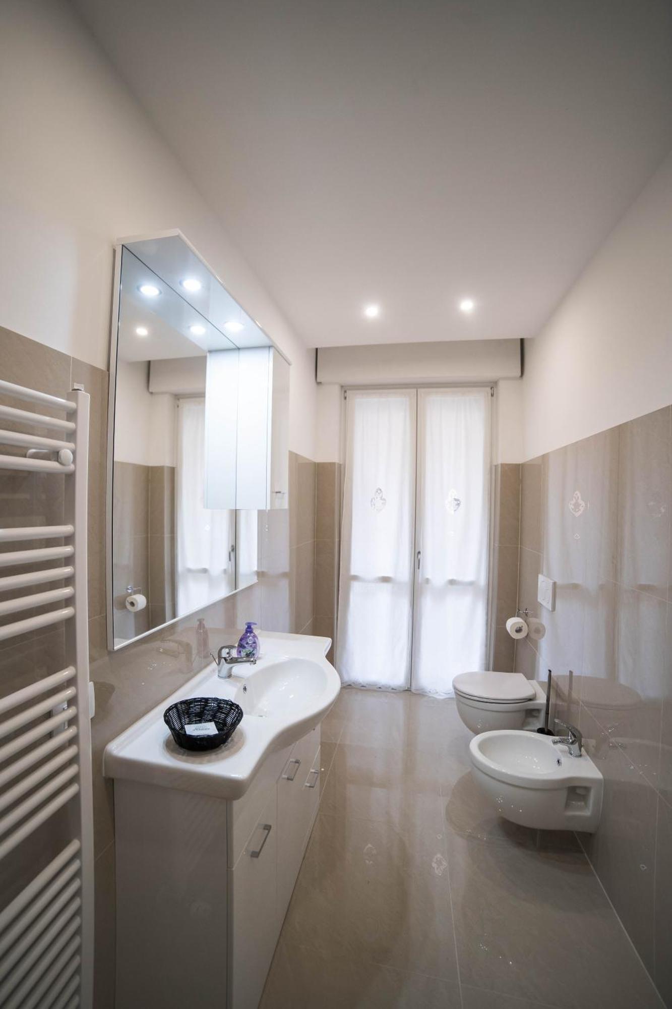 Double Room Private Bathroom