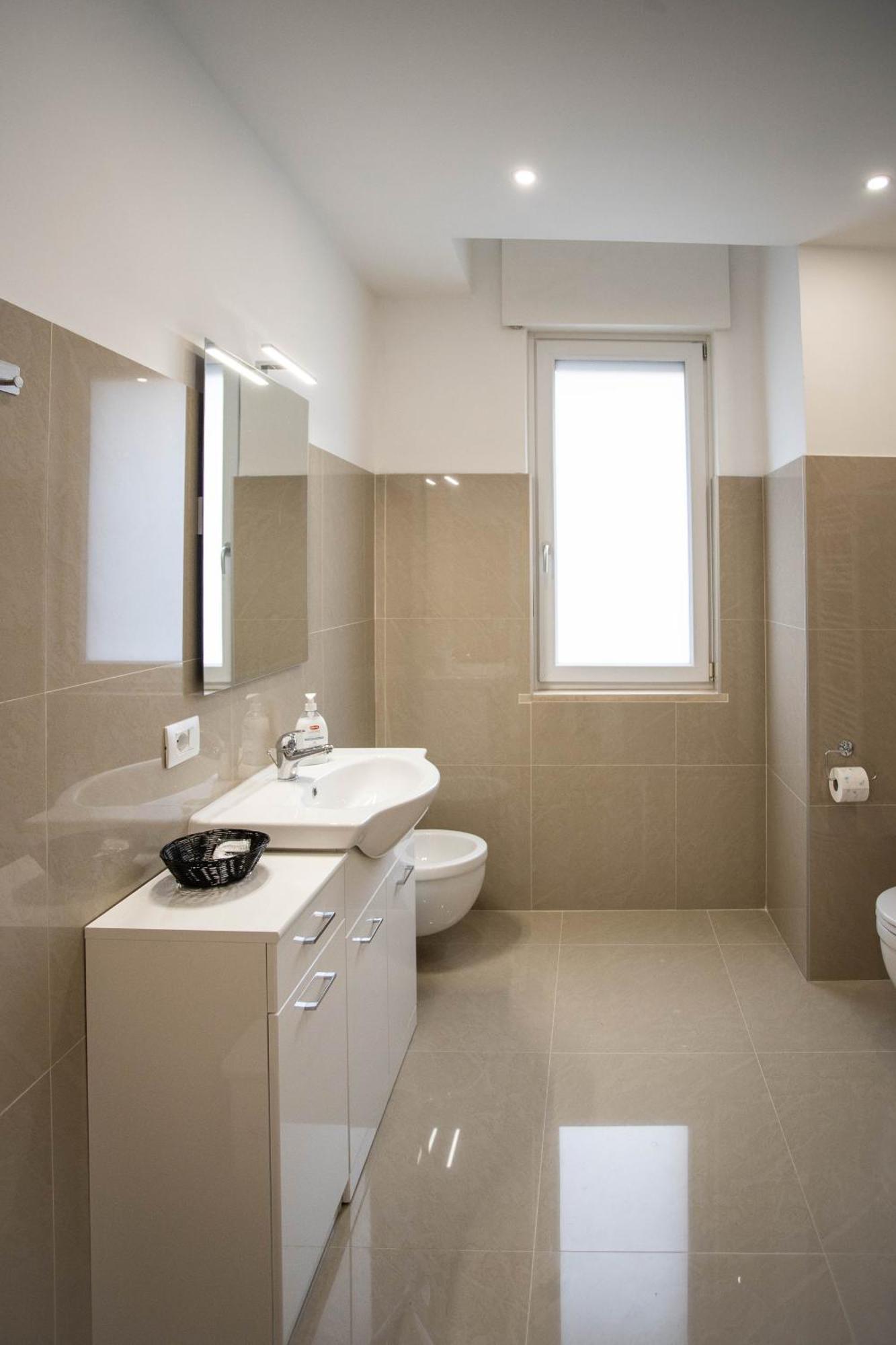 Triple Room Private Bathroom