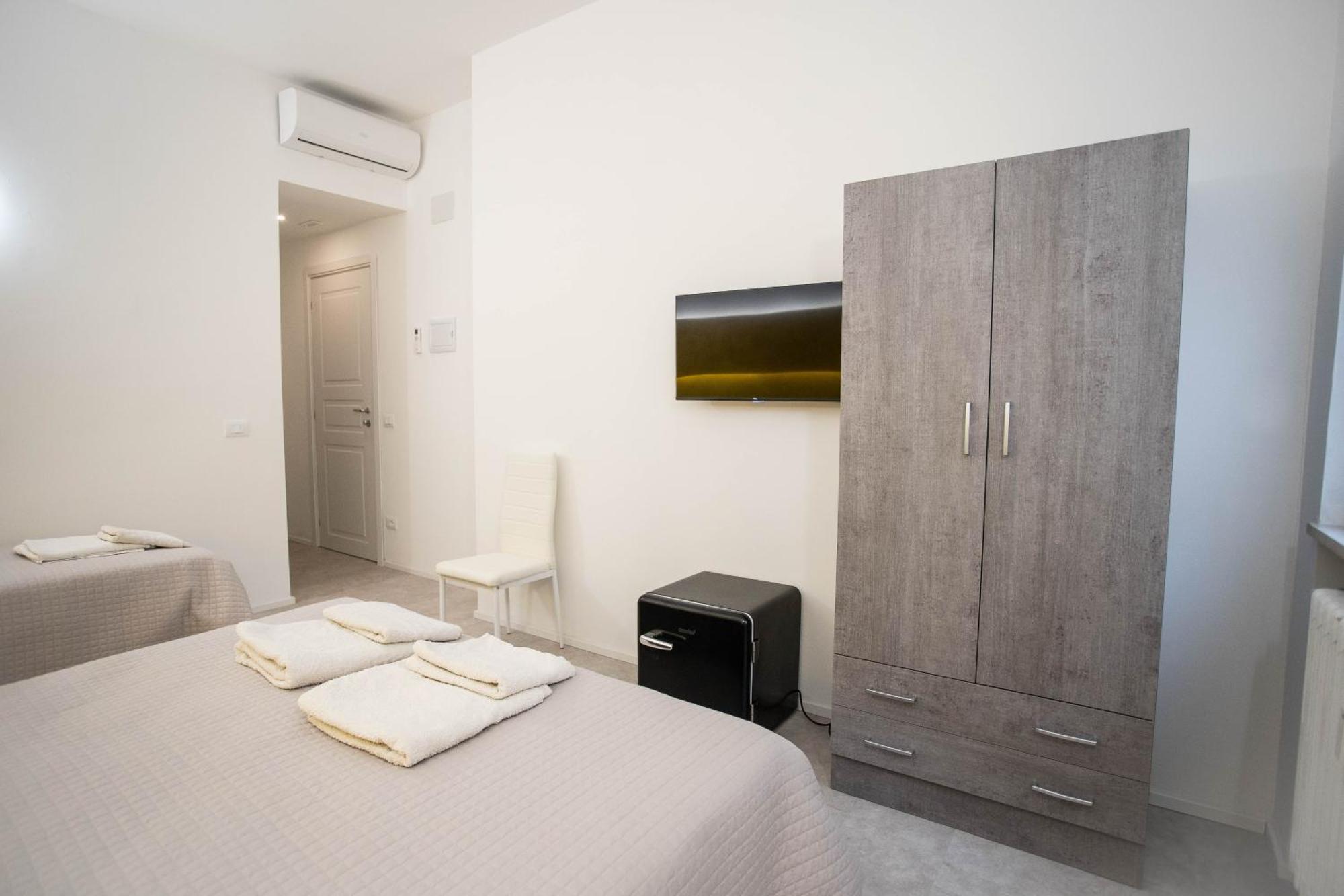 Triple Room Private Bathroom