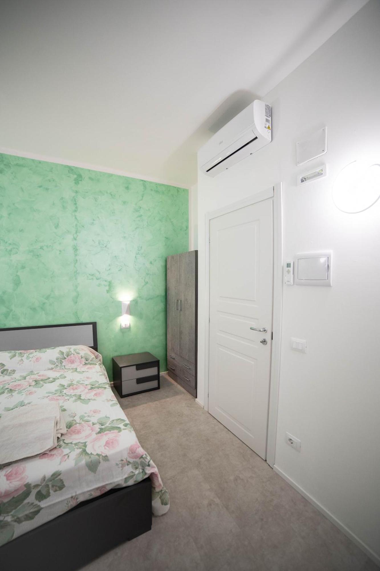 Double Room Private Bathroom