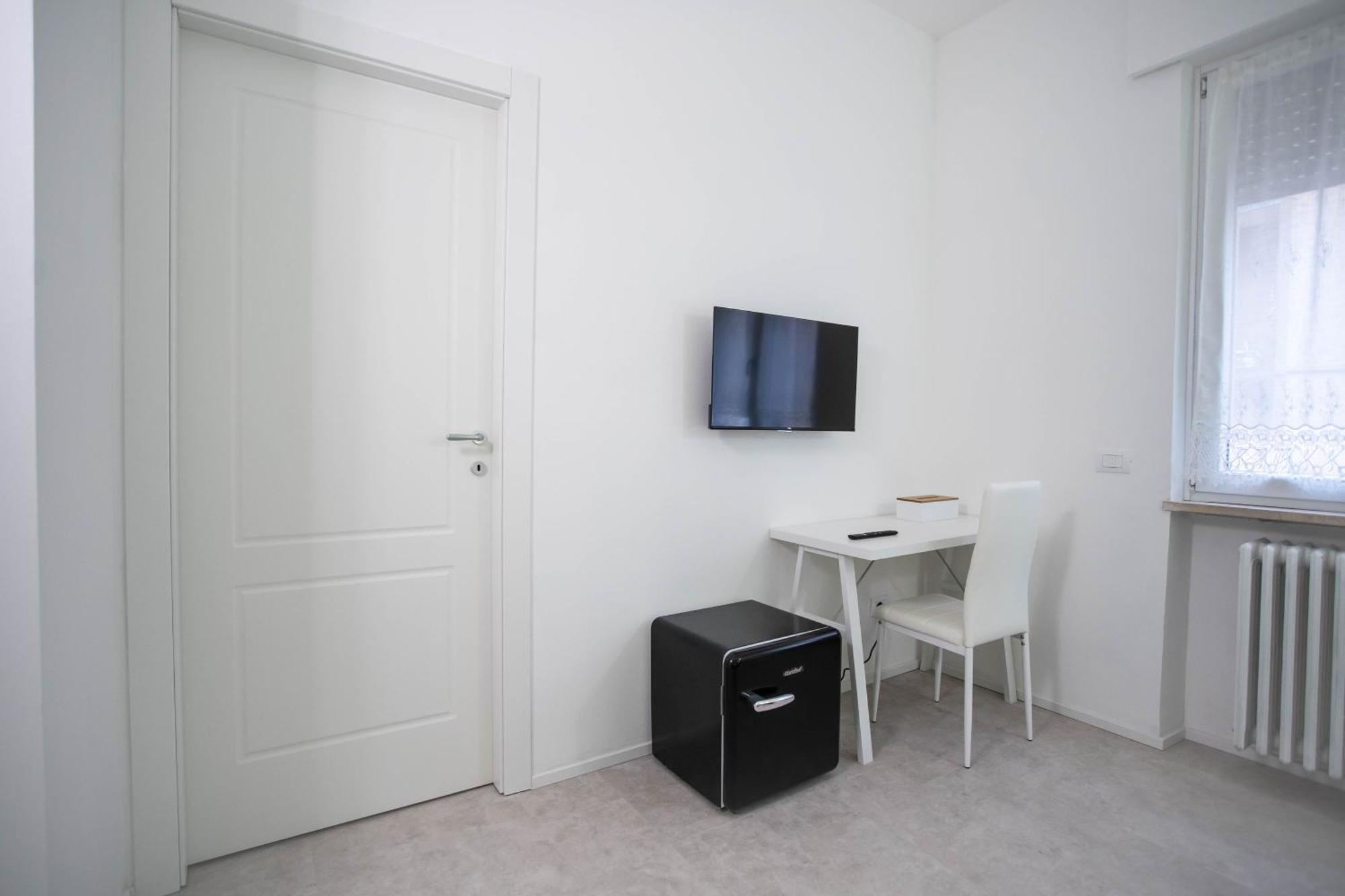 Double Room Private Bathroom