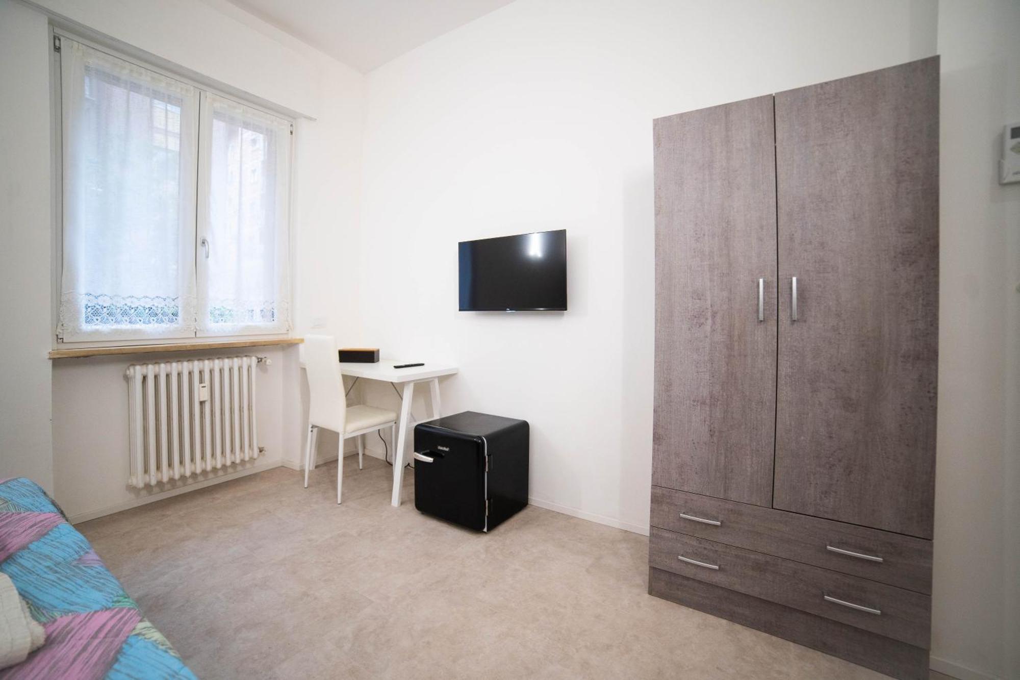 Double Room Private Bathroom