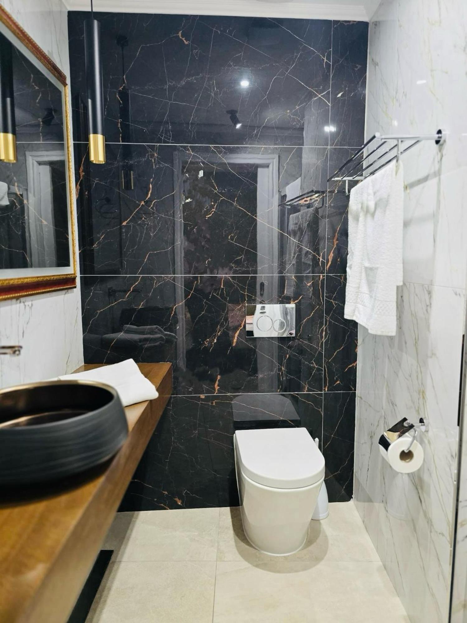 Economy Double or Twin Room Internal View