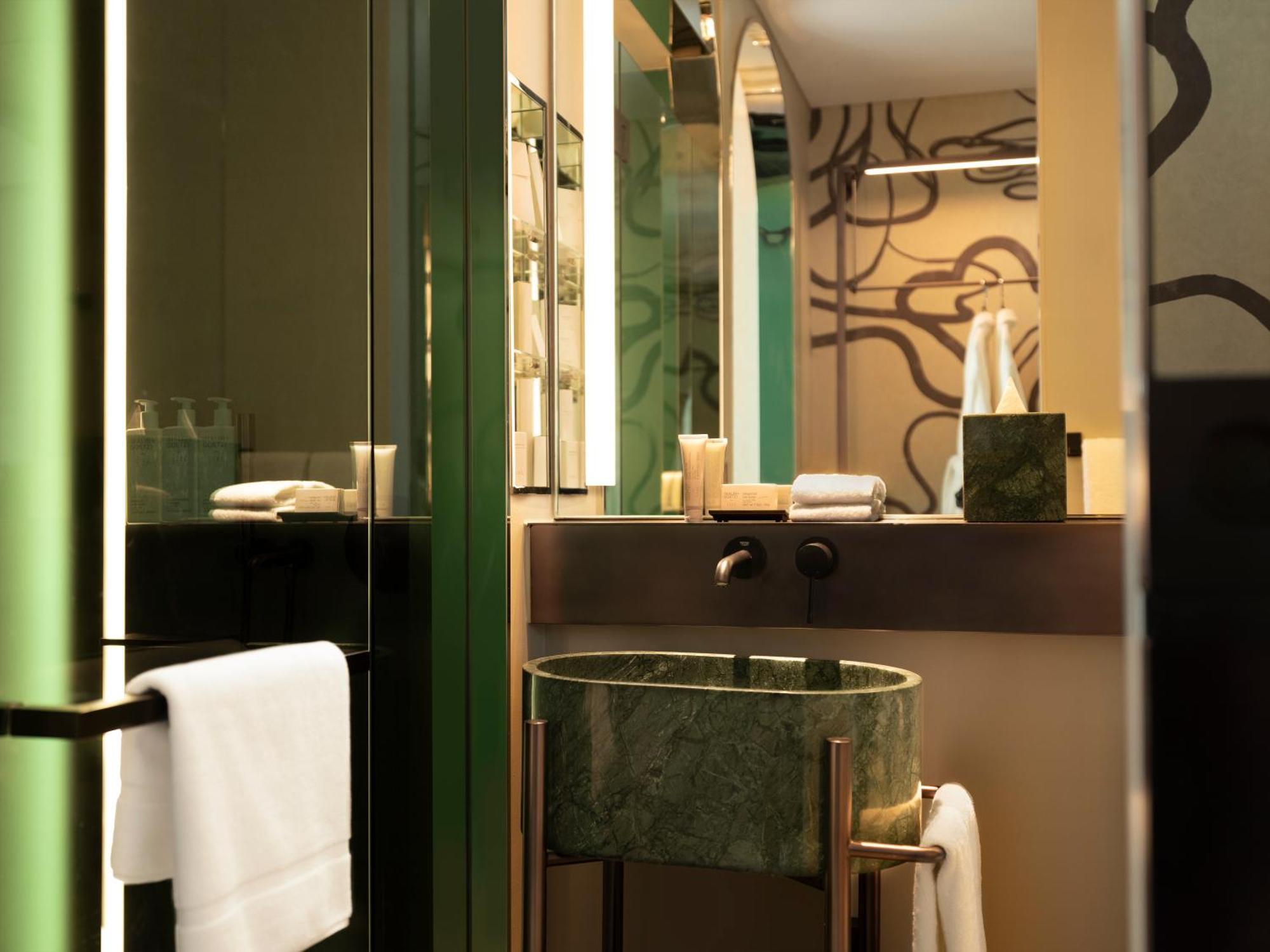 Signature King Room