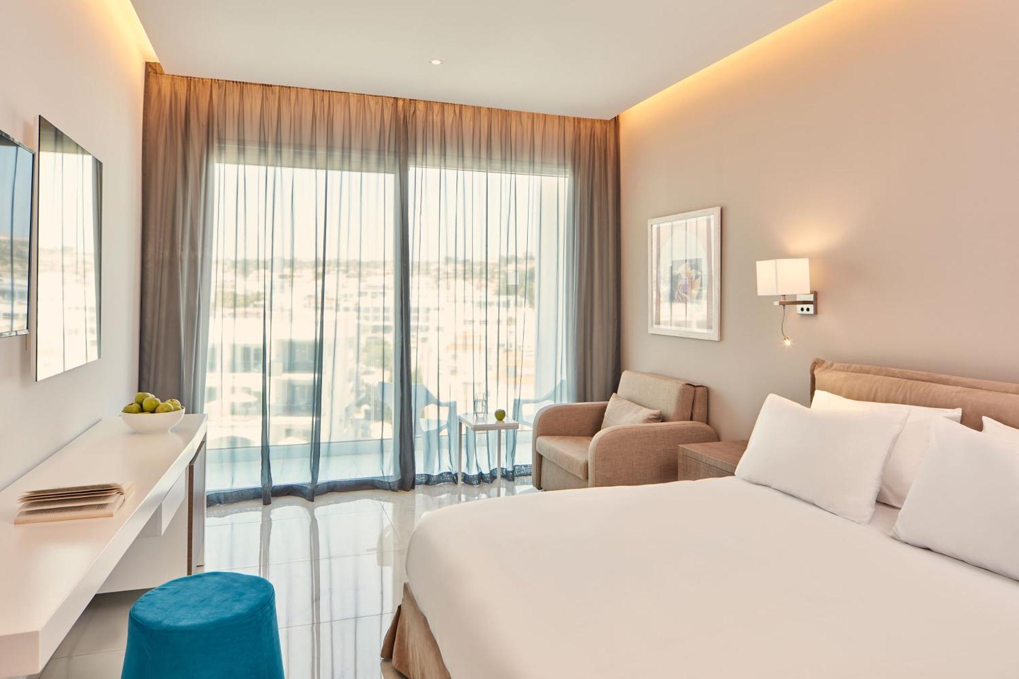 Superior Double Room Inland View