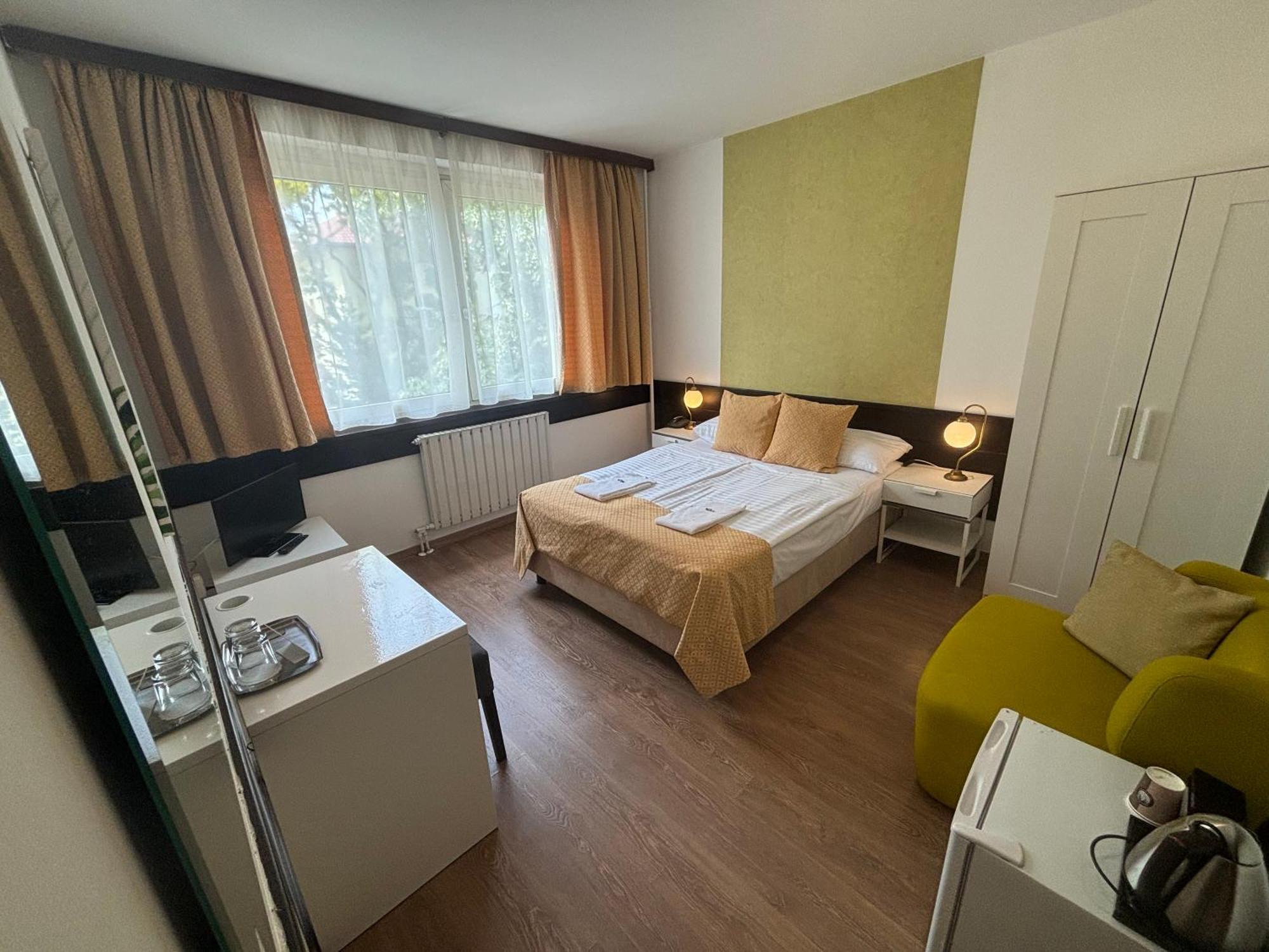 Standard Single Room