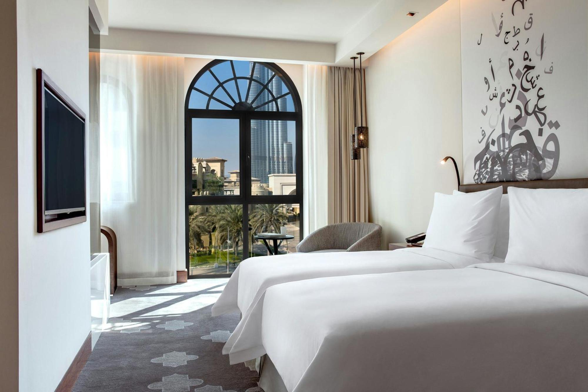 Deluxe Twin Room Landmark View