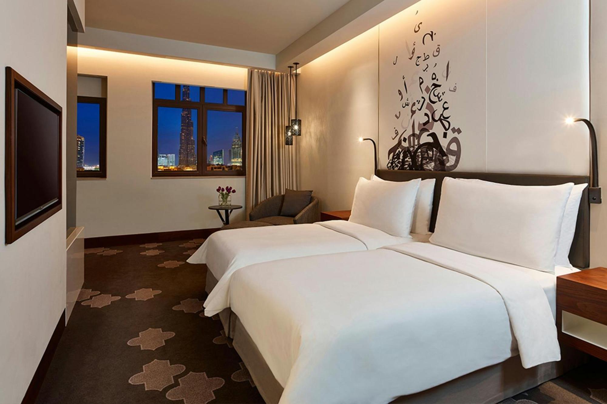 Deluxe Twin Room Landmark View