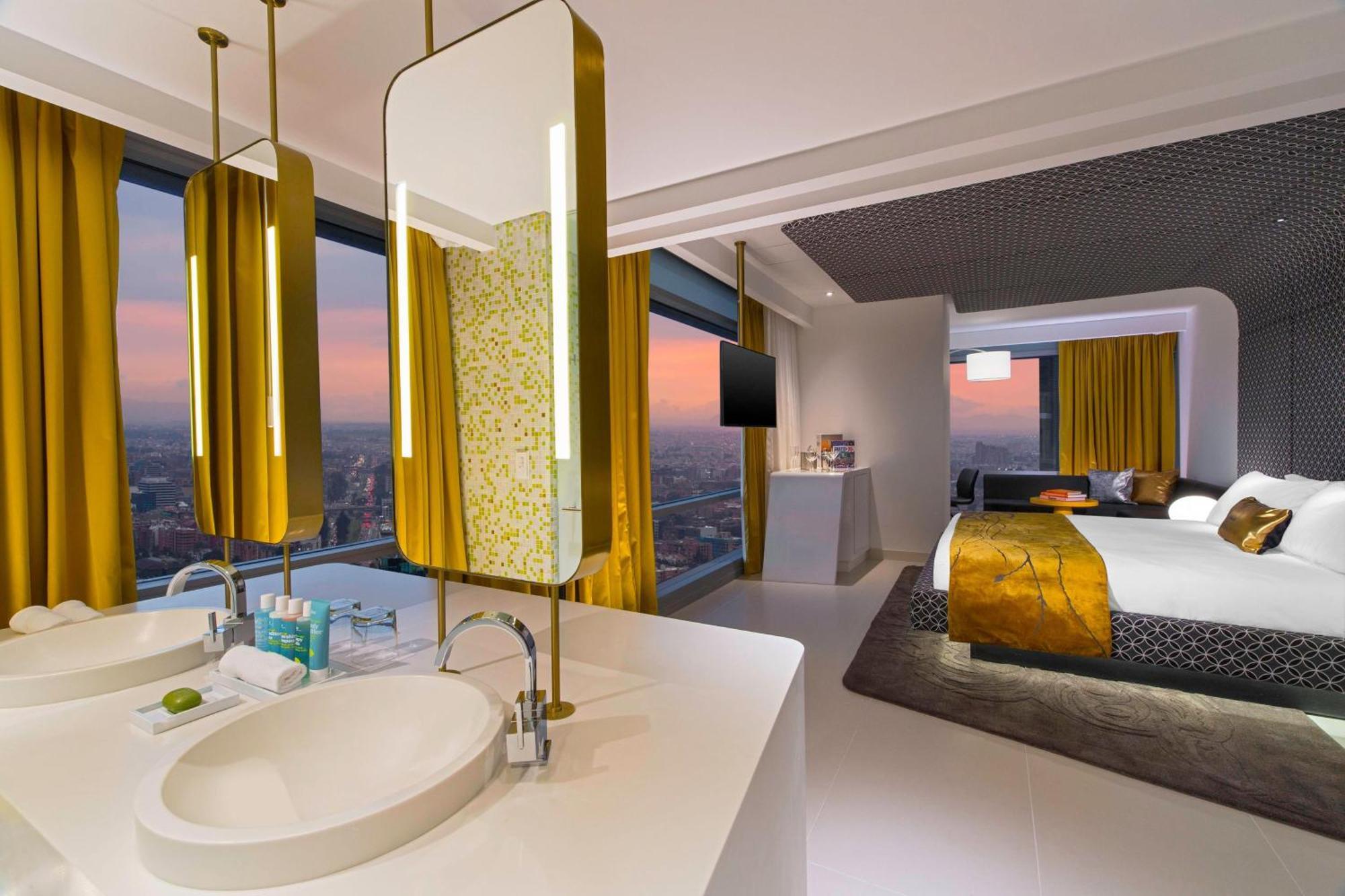 One-Bedroom Executive Premier King Suite