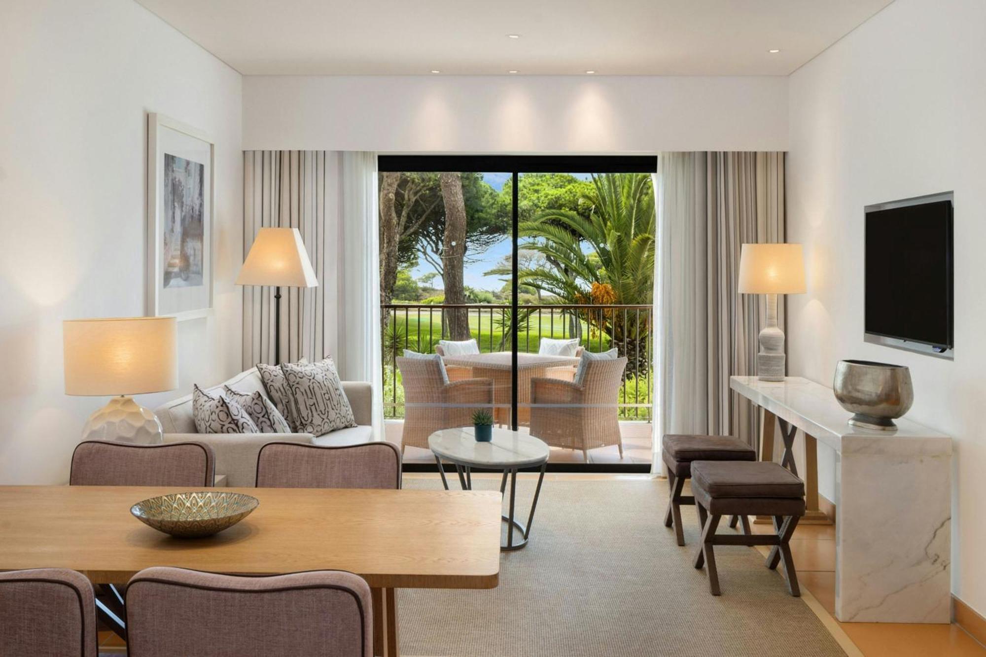 One Bedroom Ocean Suite Resort View