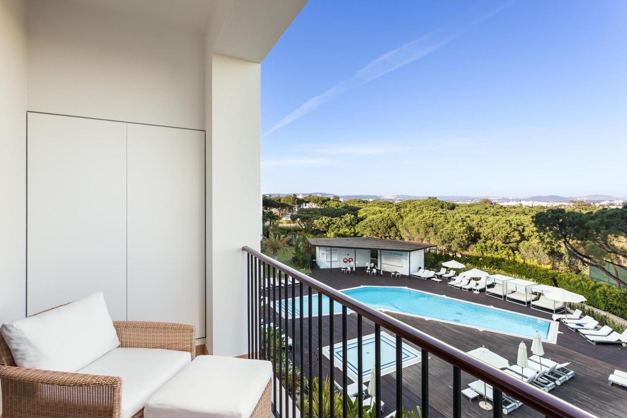 Junior Ocean Suite Pool View
