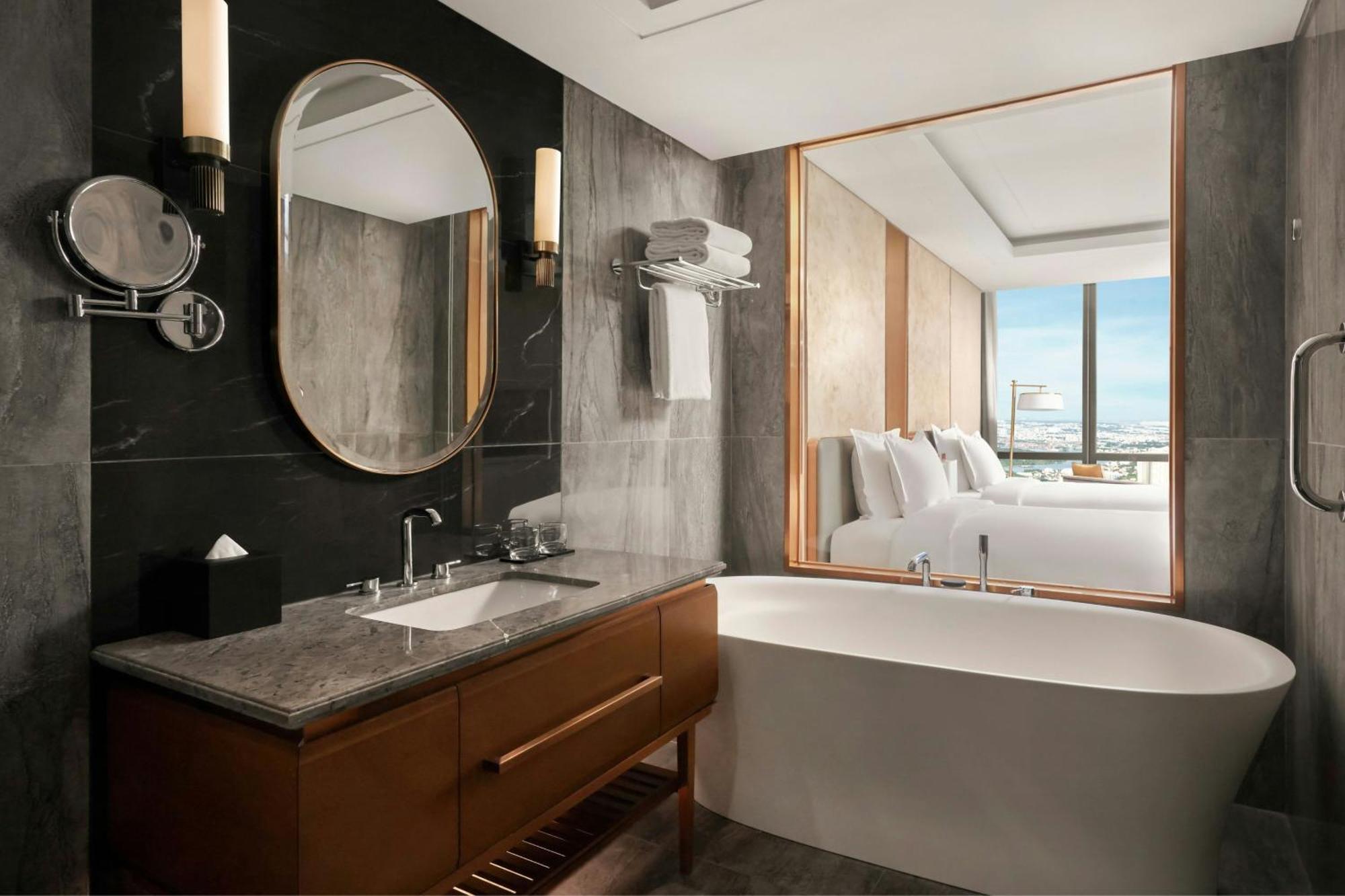 Premier Twin Room Sky View