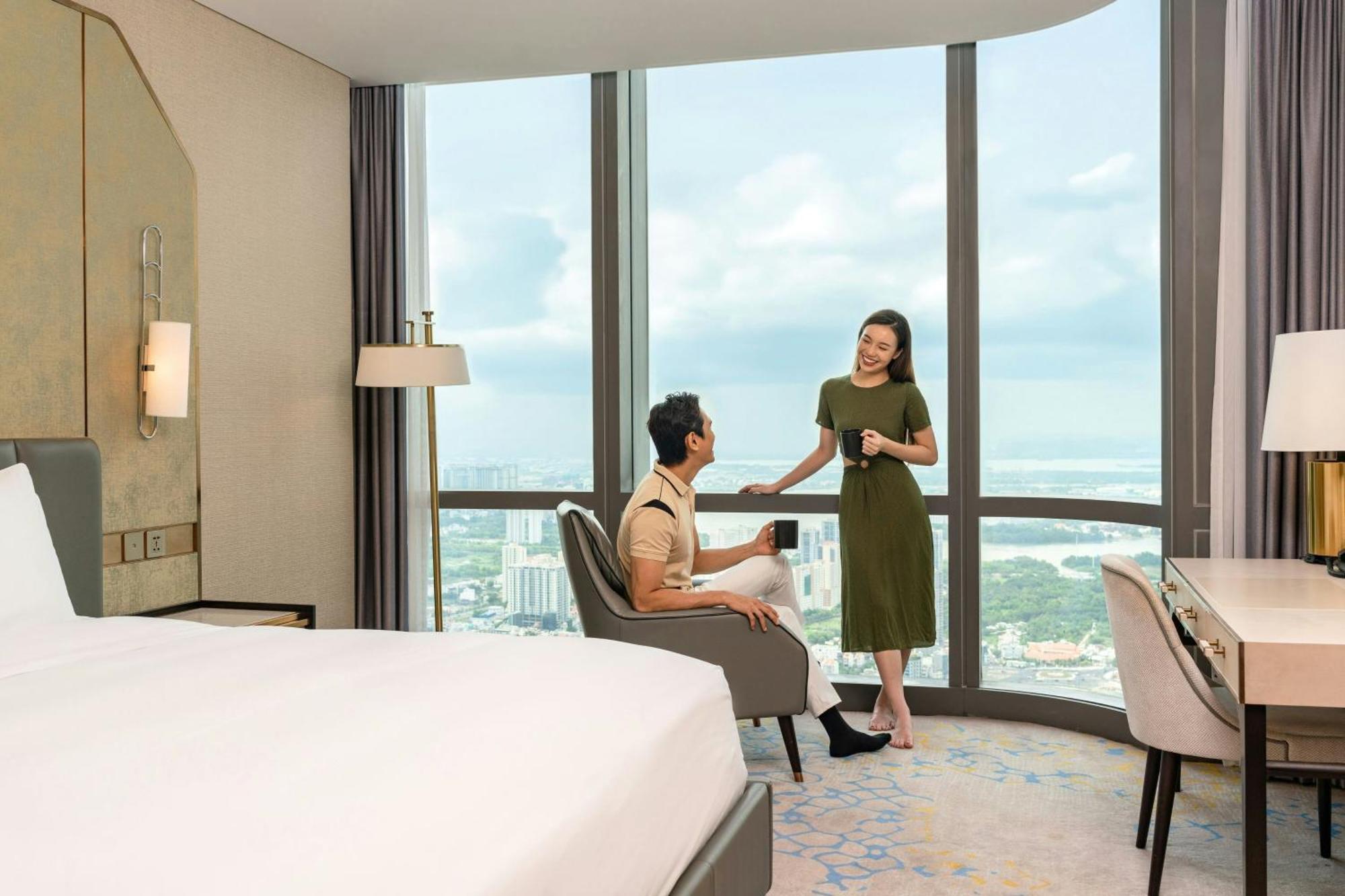 Club King Room Panoramic View Club Lounge Access