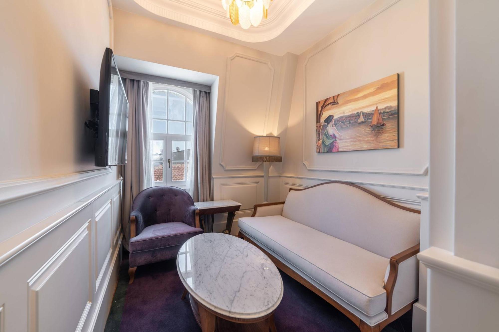 Executive Suite 1 King