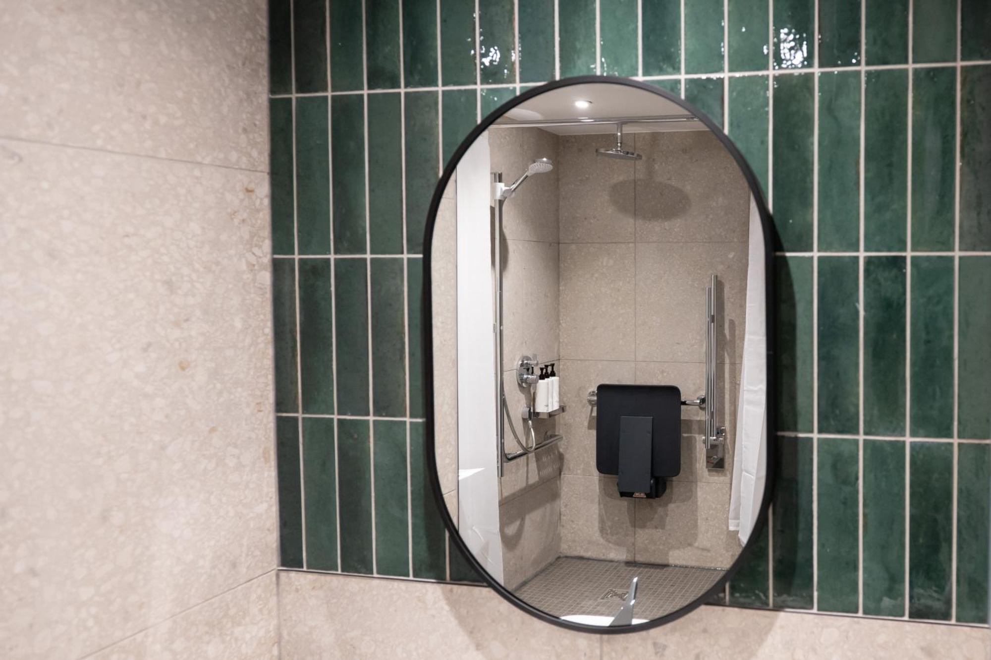 Standard Double Room Accessible Walk Shower