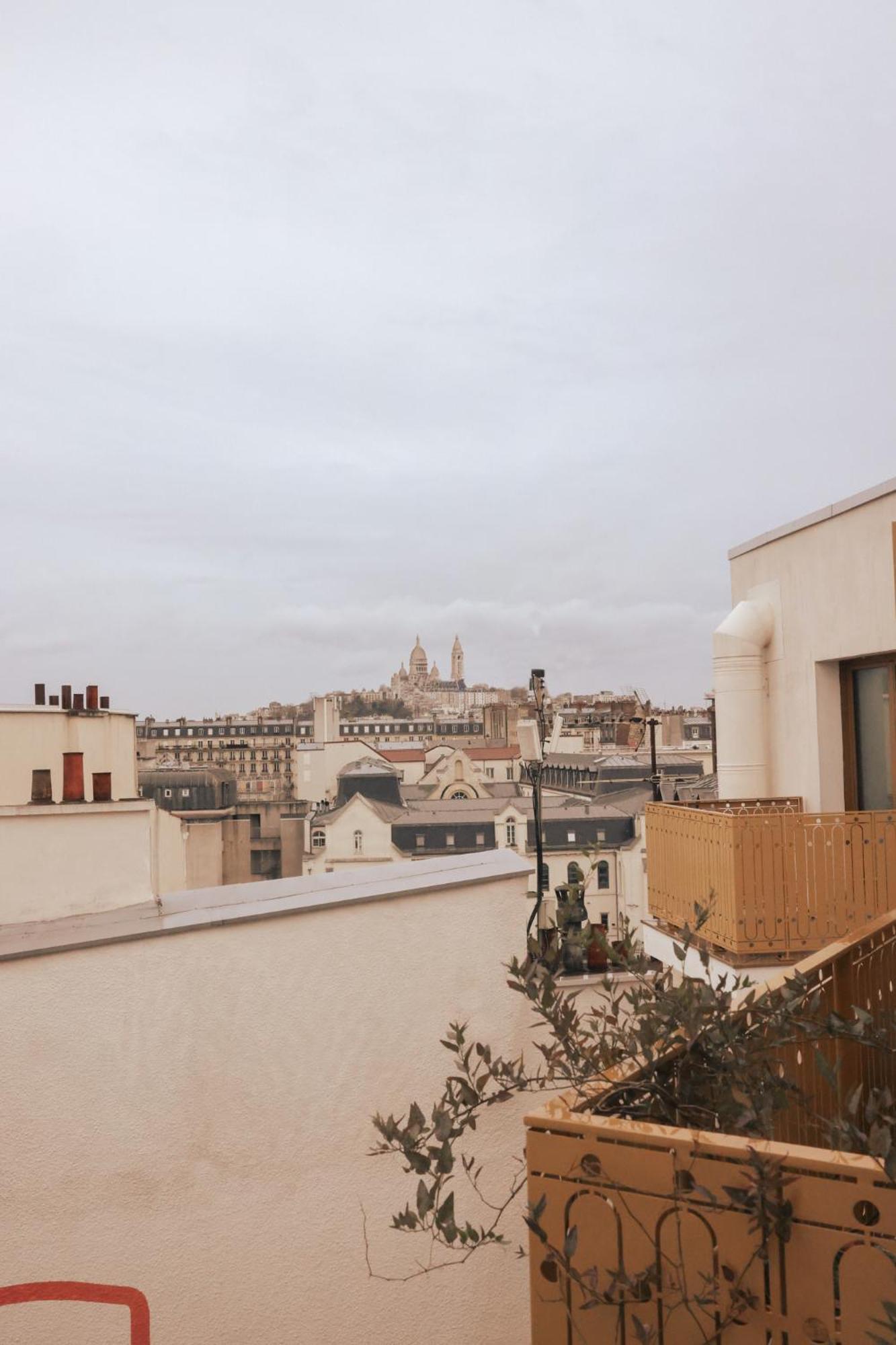 Classic Room Montmartre View