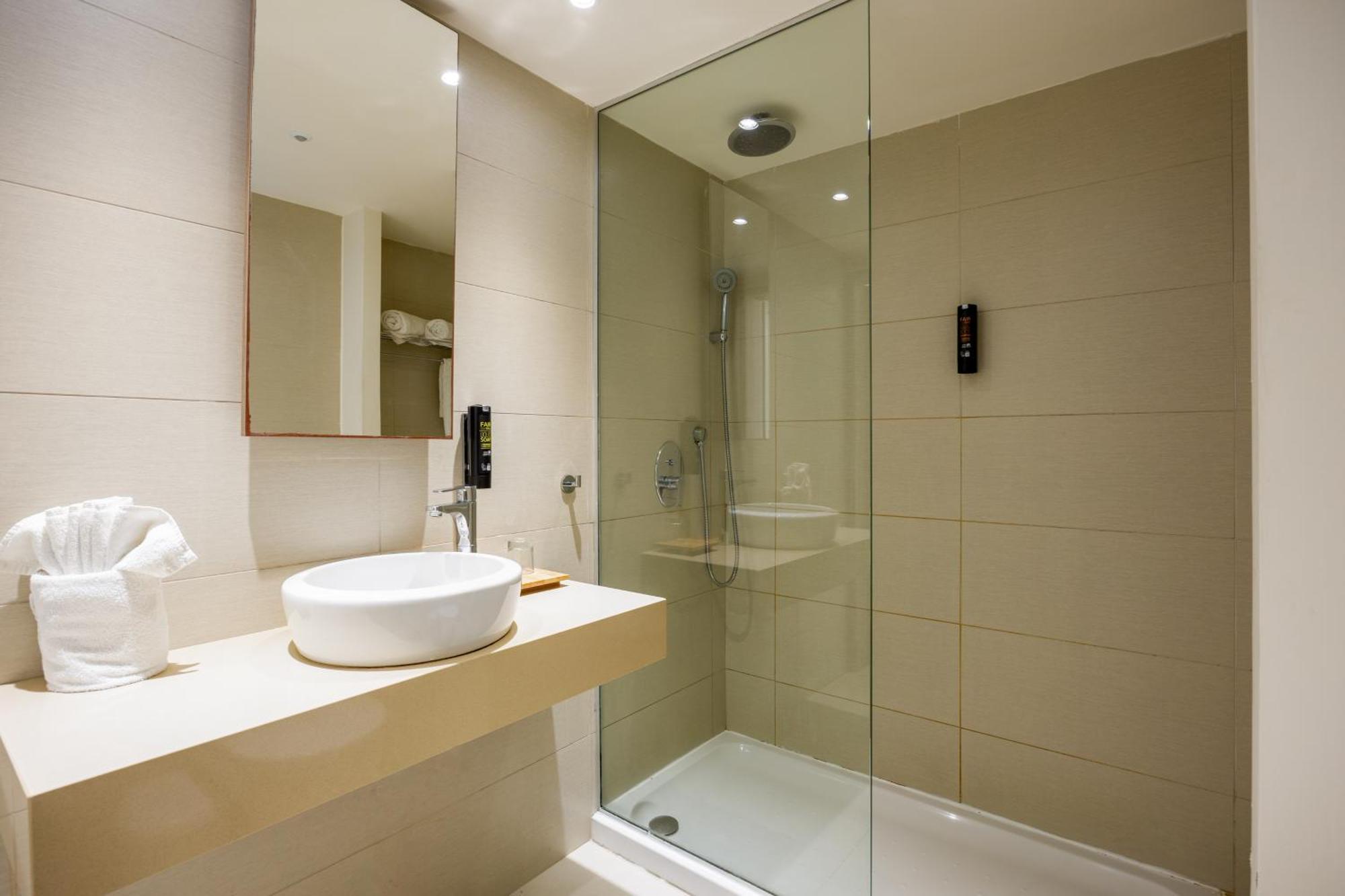 One-Bedroom Suite