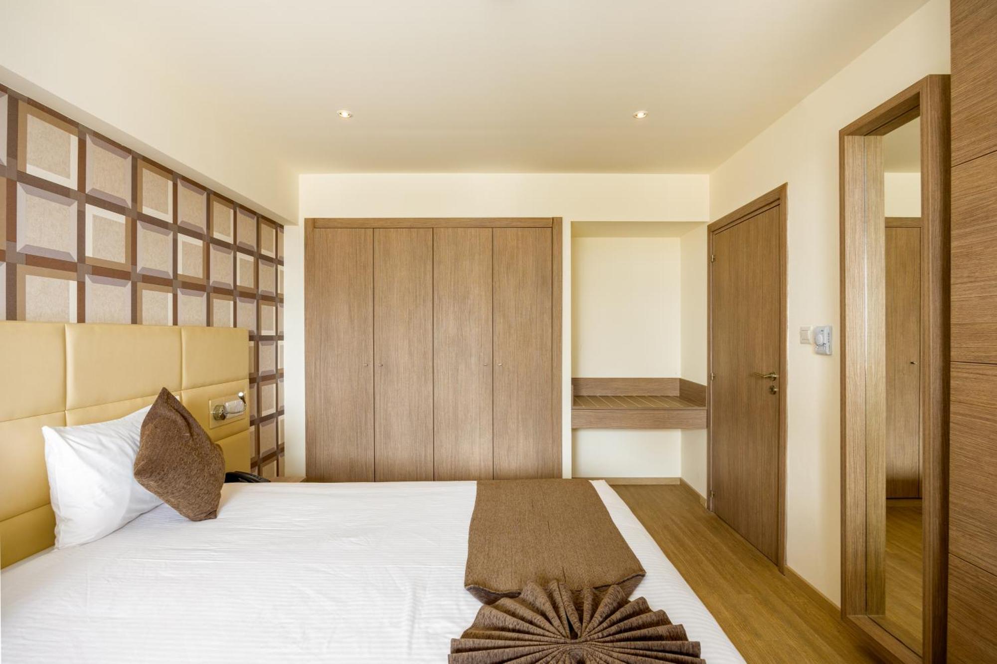 One-Bedroom Suite
