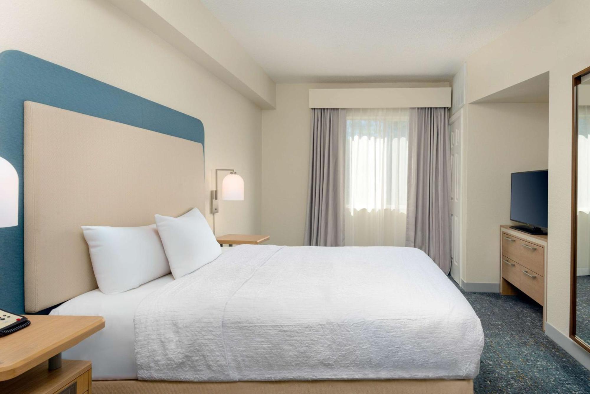 Queen Room - Disability Access/Non-Smoking,1646901844:JPEG