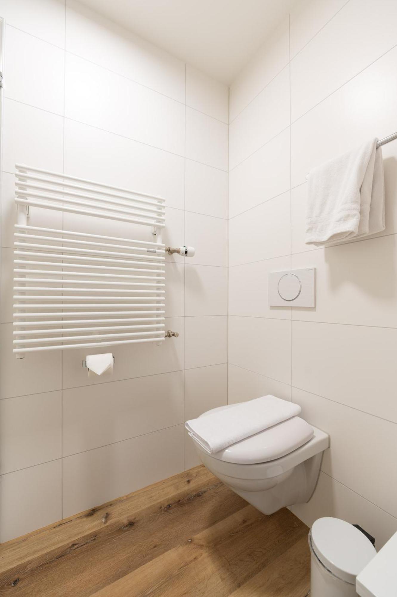 Small Double Room Eiger View