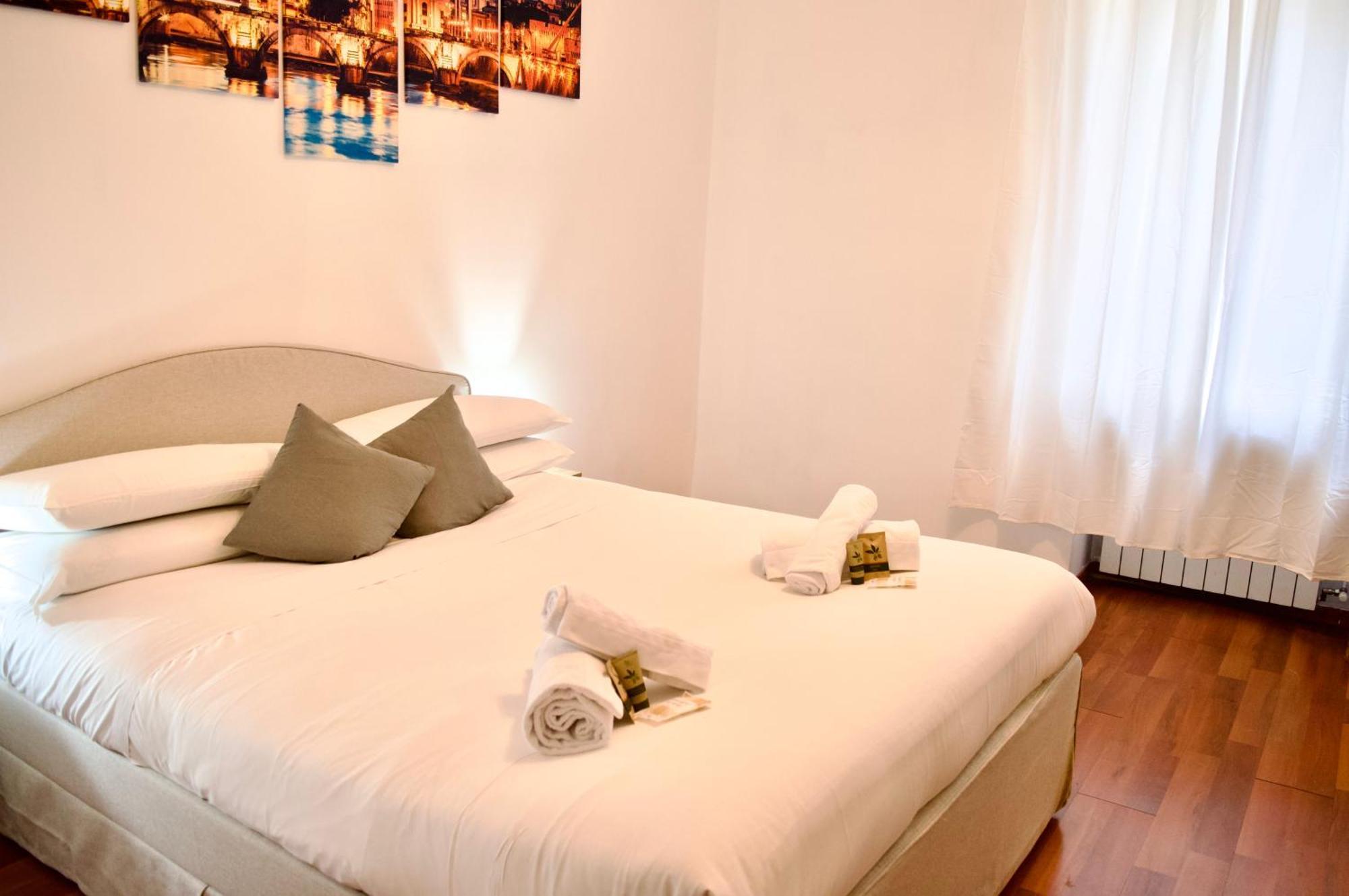 Large Double Room