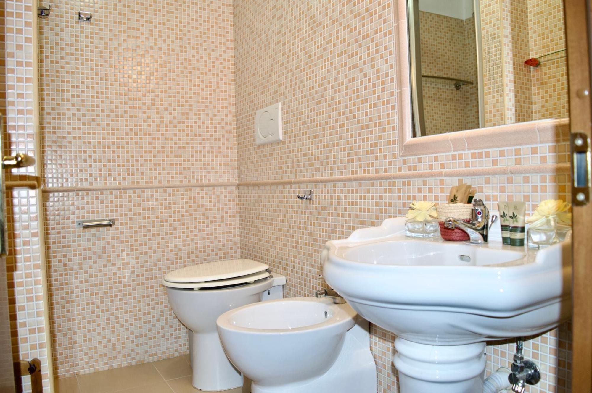 Comfort Triple Room