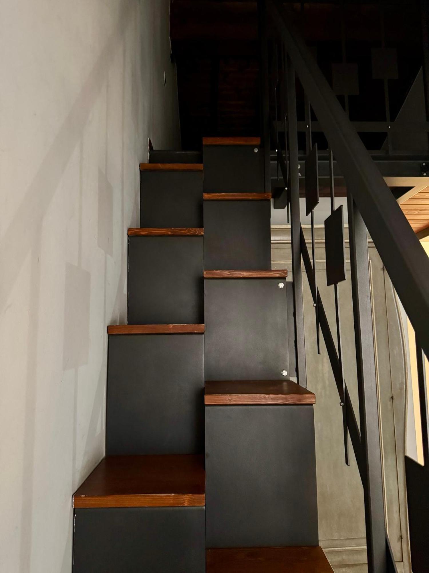 Double Room Split Level