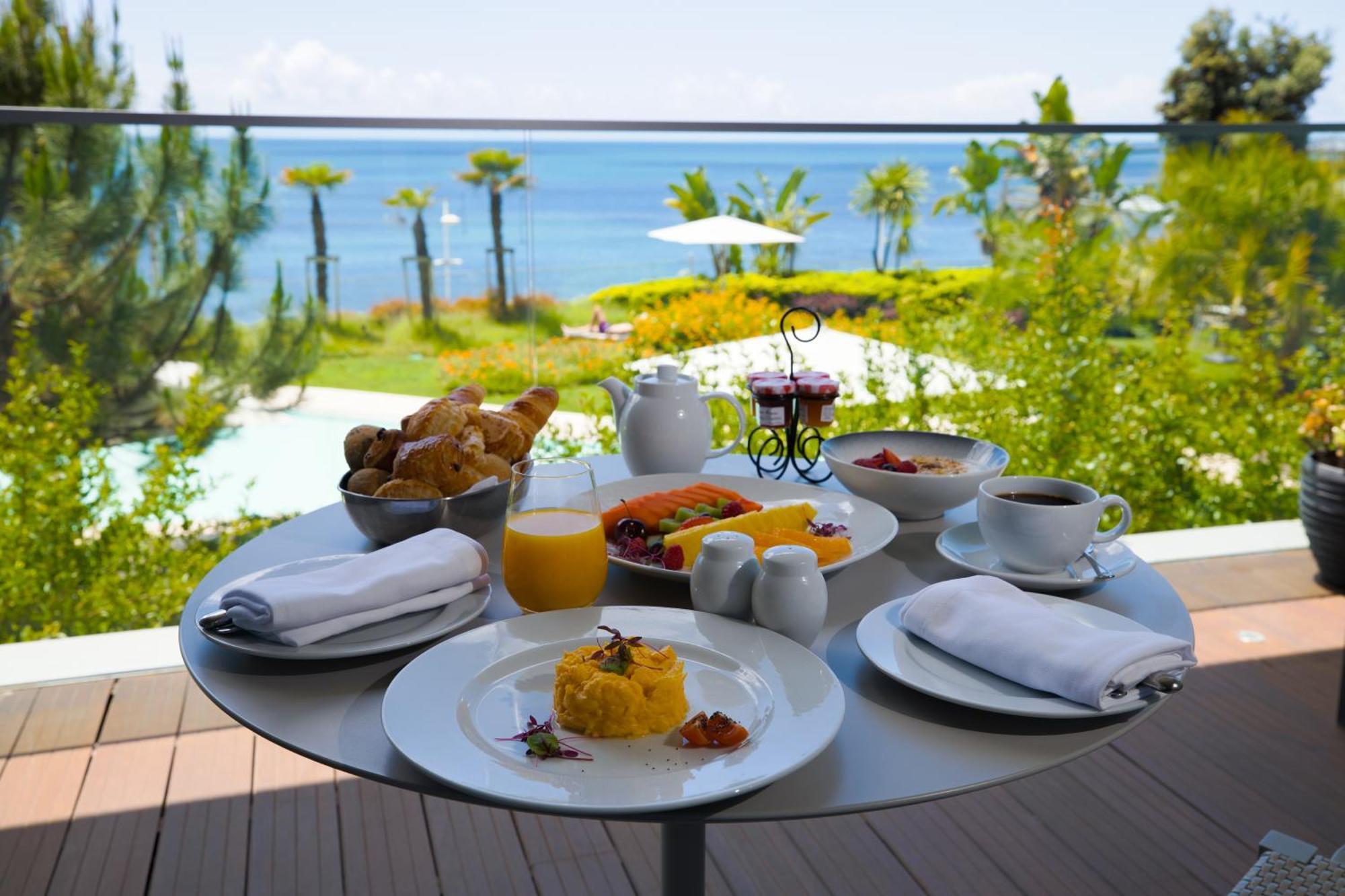 Classic King Room Ocean View
