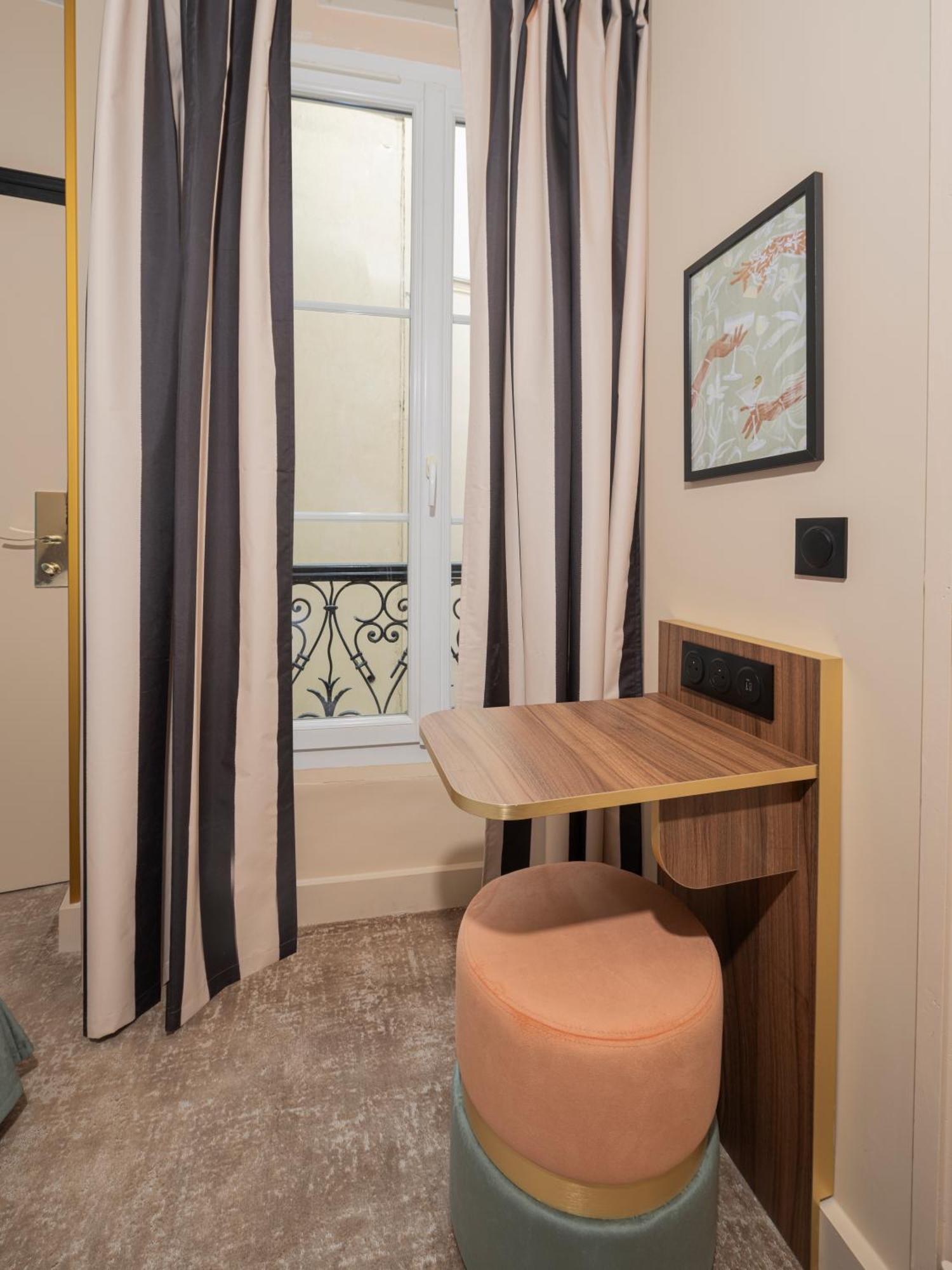 Tiny Single Room 9 m2