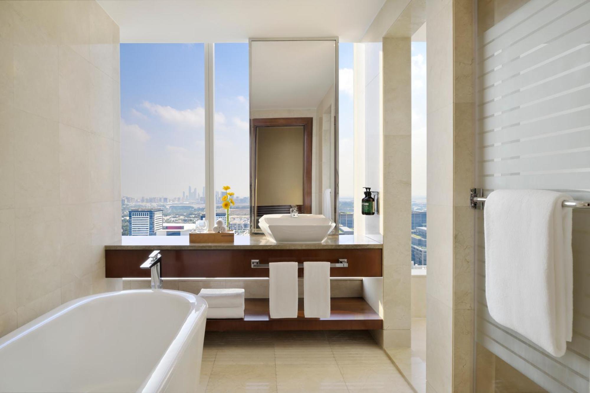 Premium King Room Skyline View