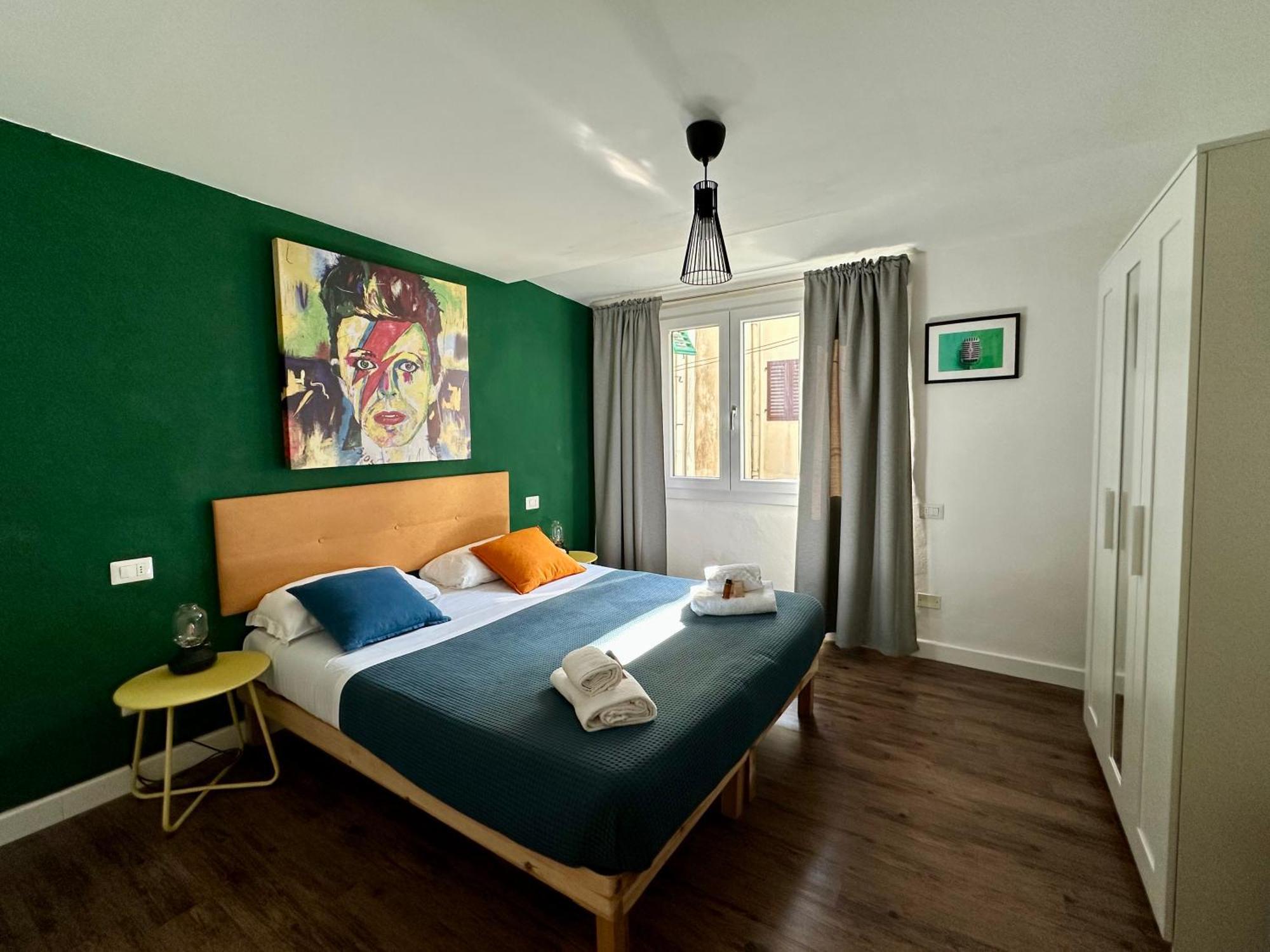 Double Room Private External Bathroom