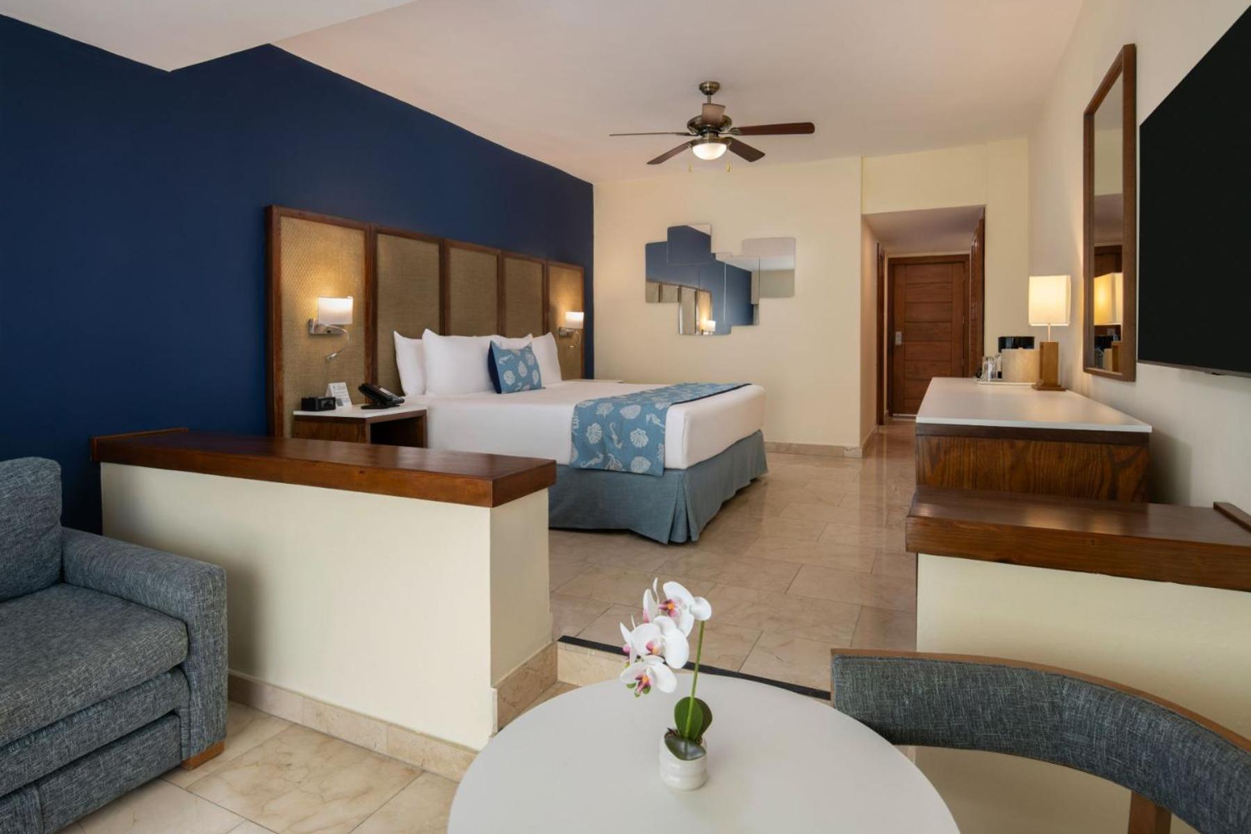 Jr Suite Premium Ocean View Jacuzzi