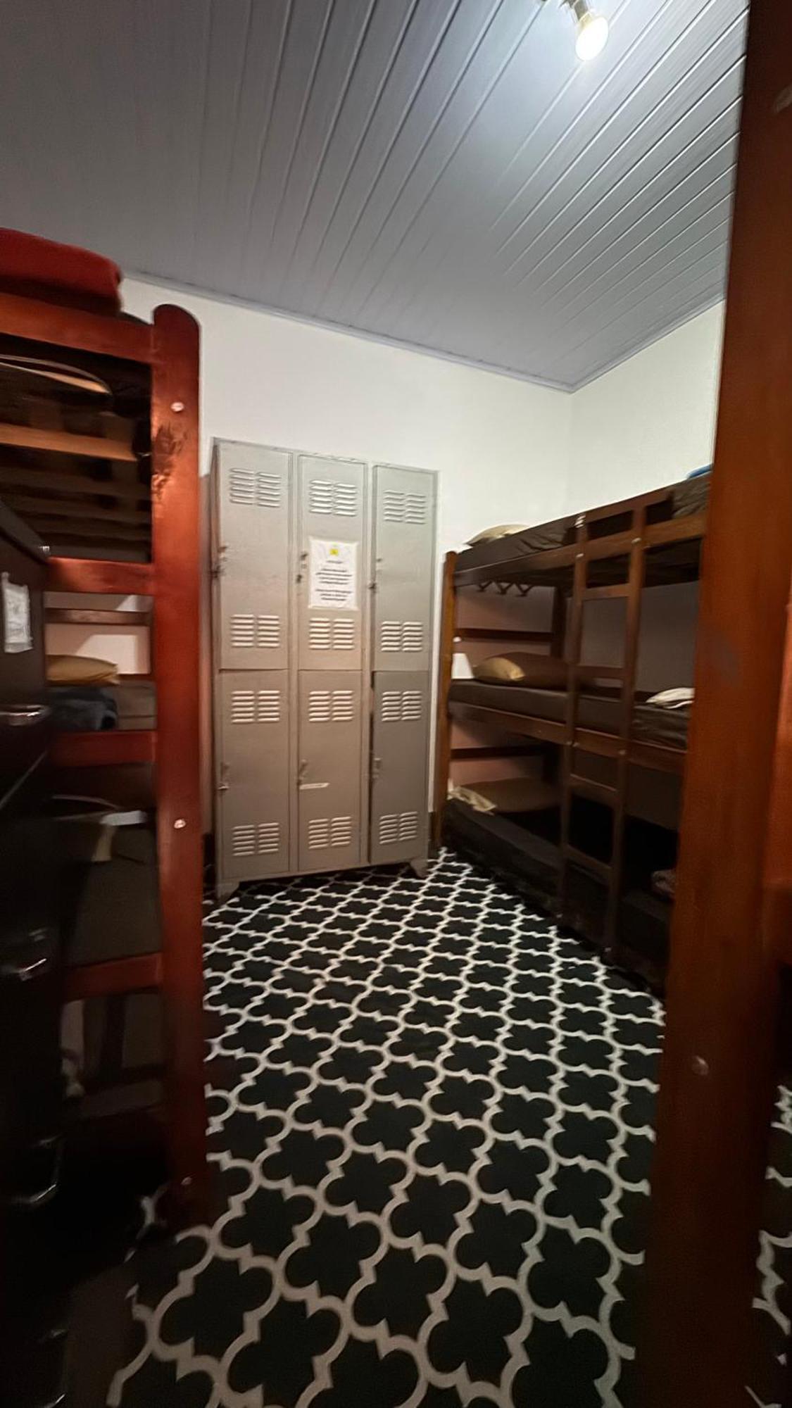 Bed 9-Bed Mixed Dormitory Room