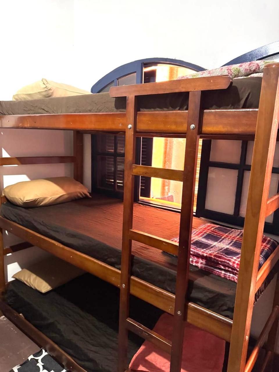 Bed 9-Bed Mixed Dormitory Room