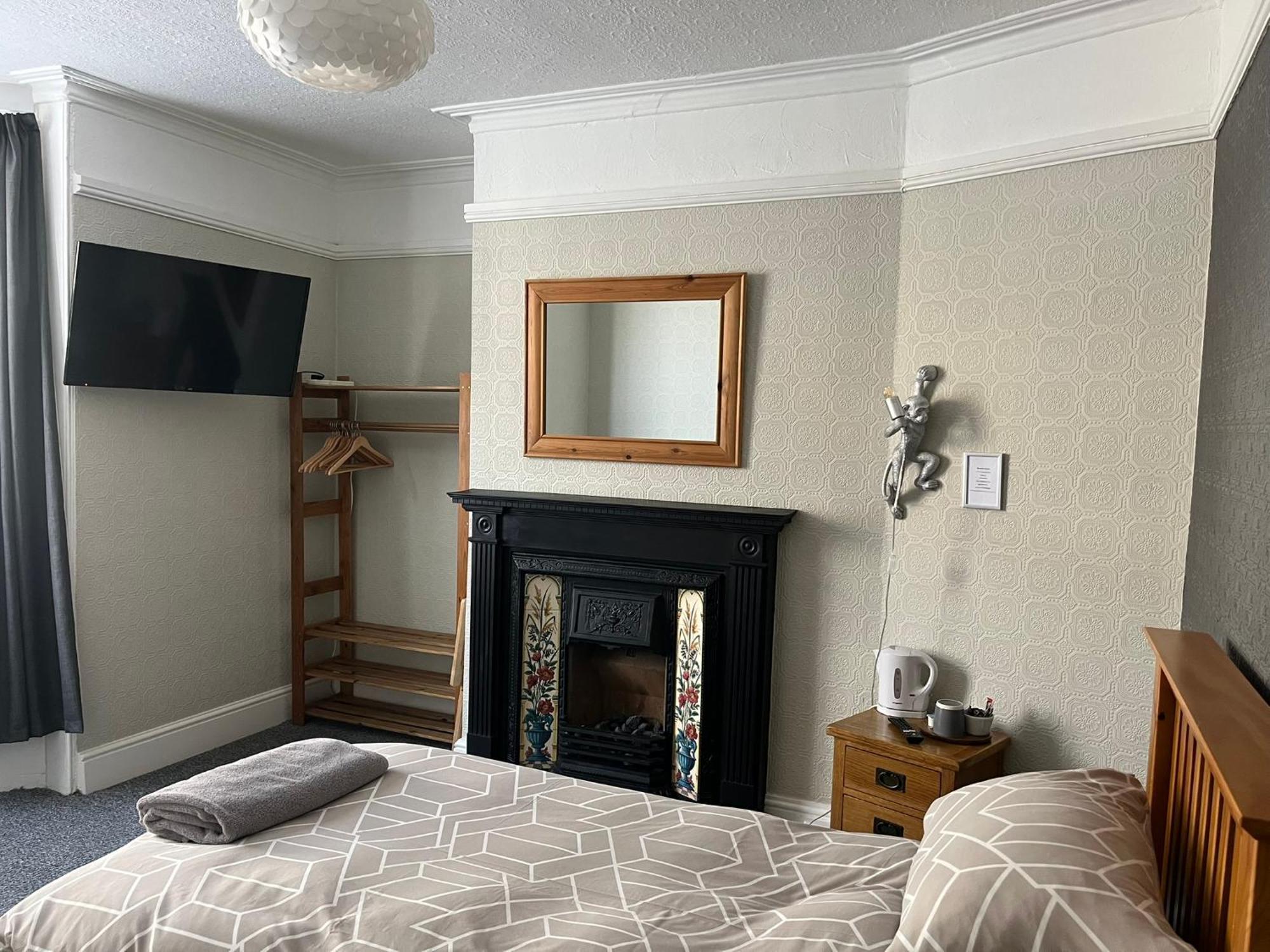 Economy Single Room
