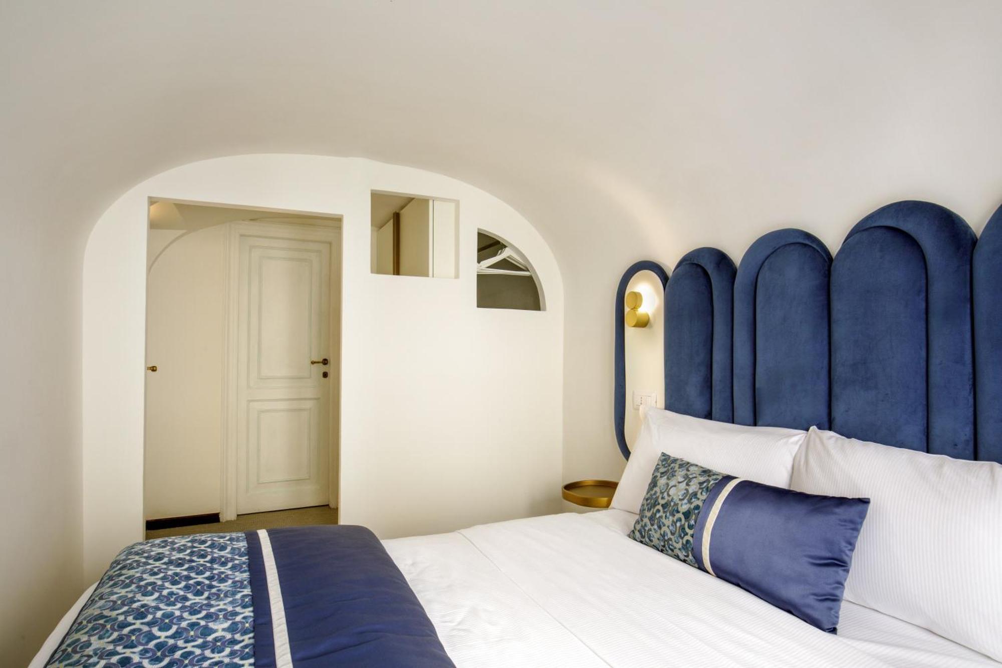 Two-Bedroom Deluxe Apartment