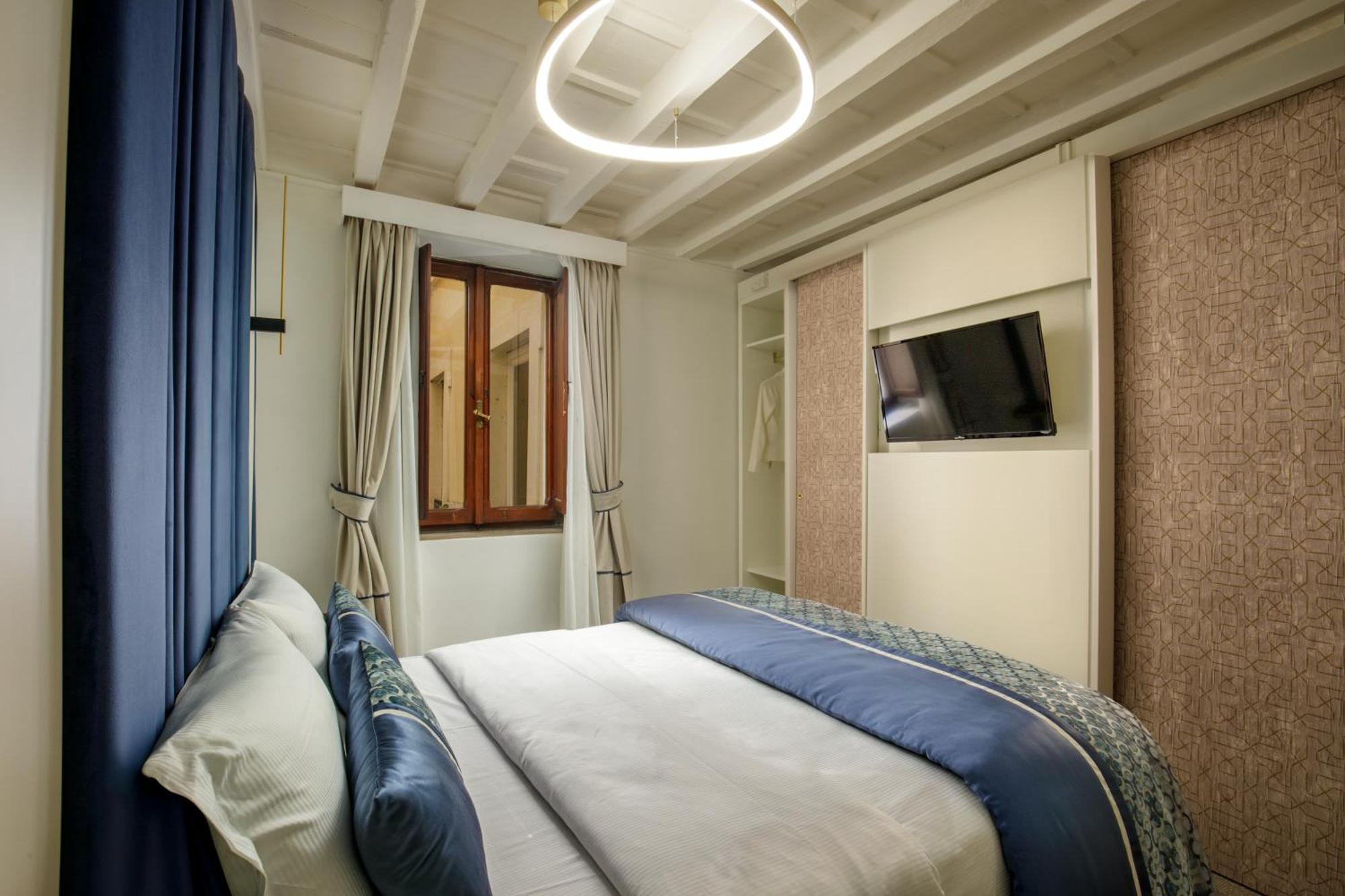 Two-Bedroom Deluxe Apartment