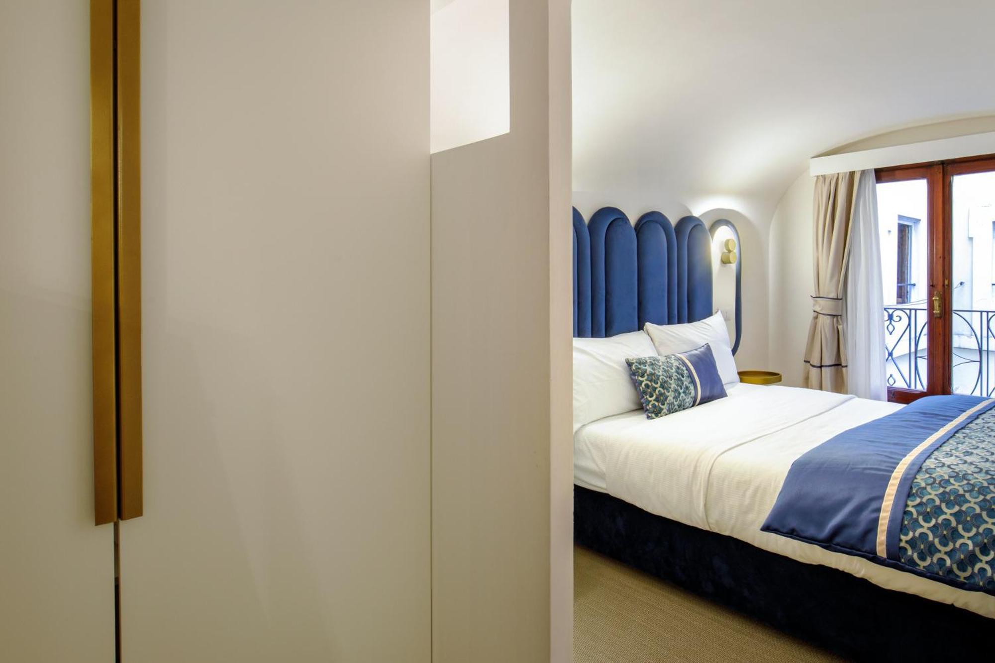 Two-Bedroom Deluxe Apartment
