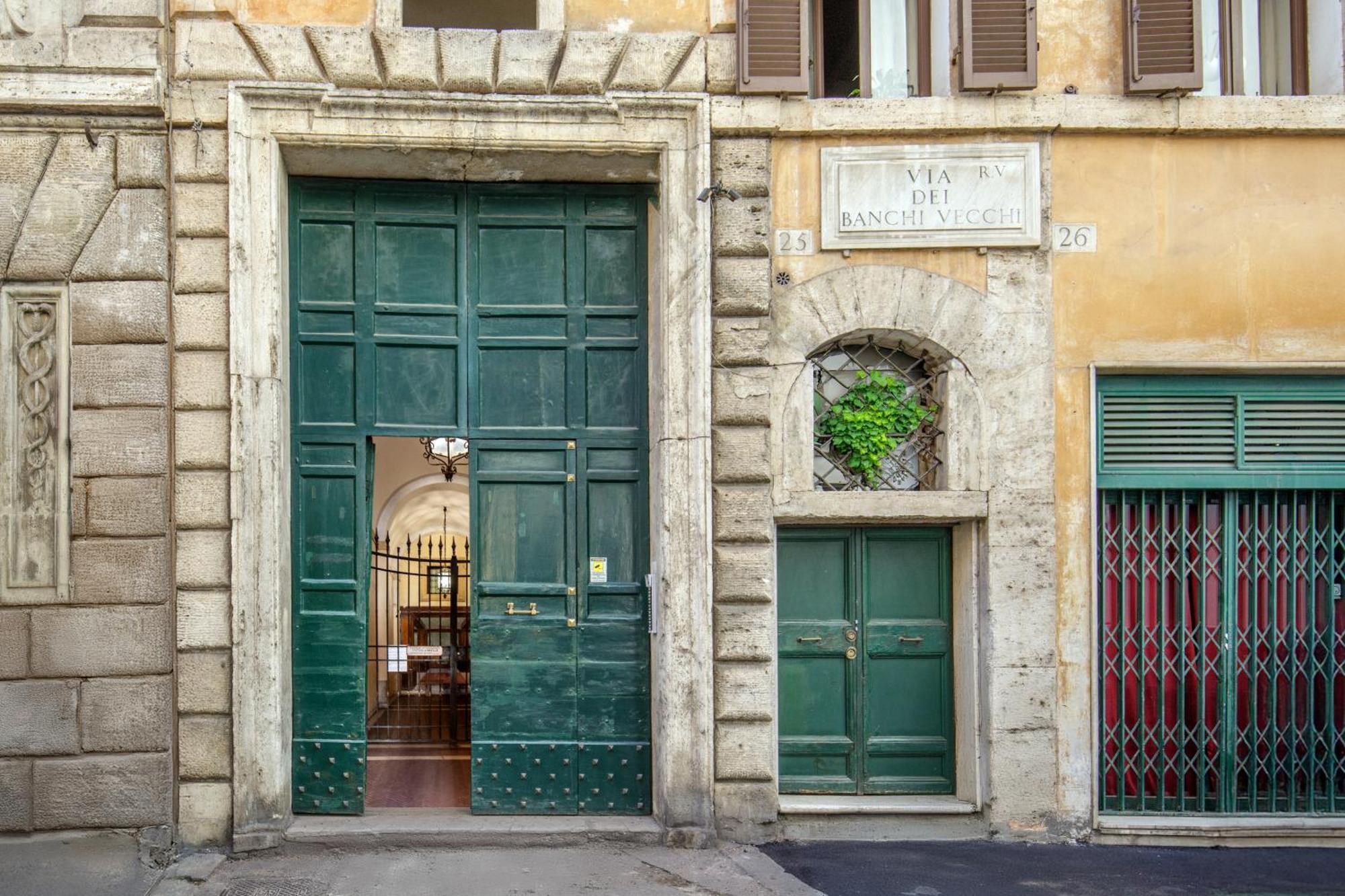 Two-Bedroom Deluxe Apartment