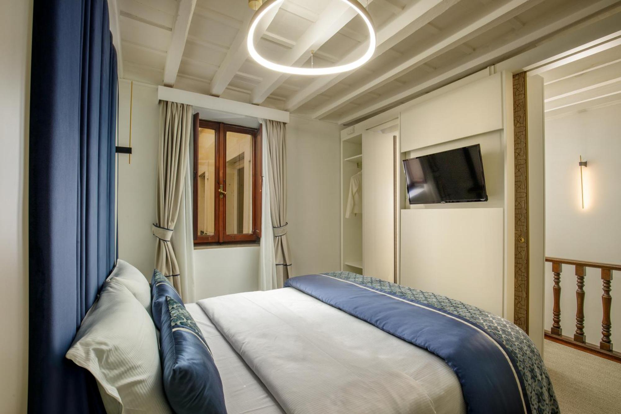 Two-Bedroom Deluxe Apartment