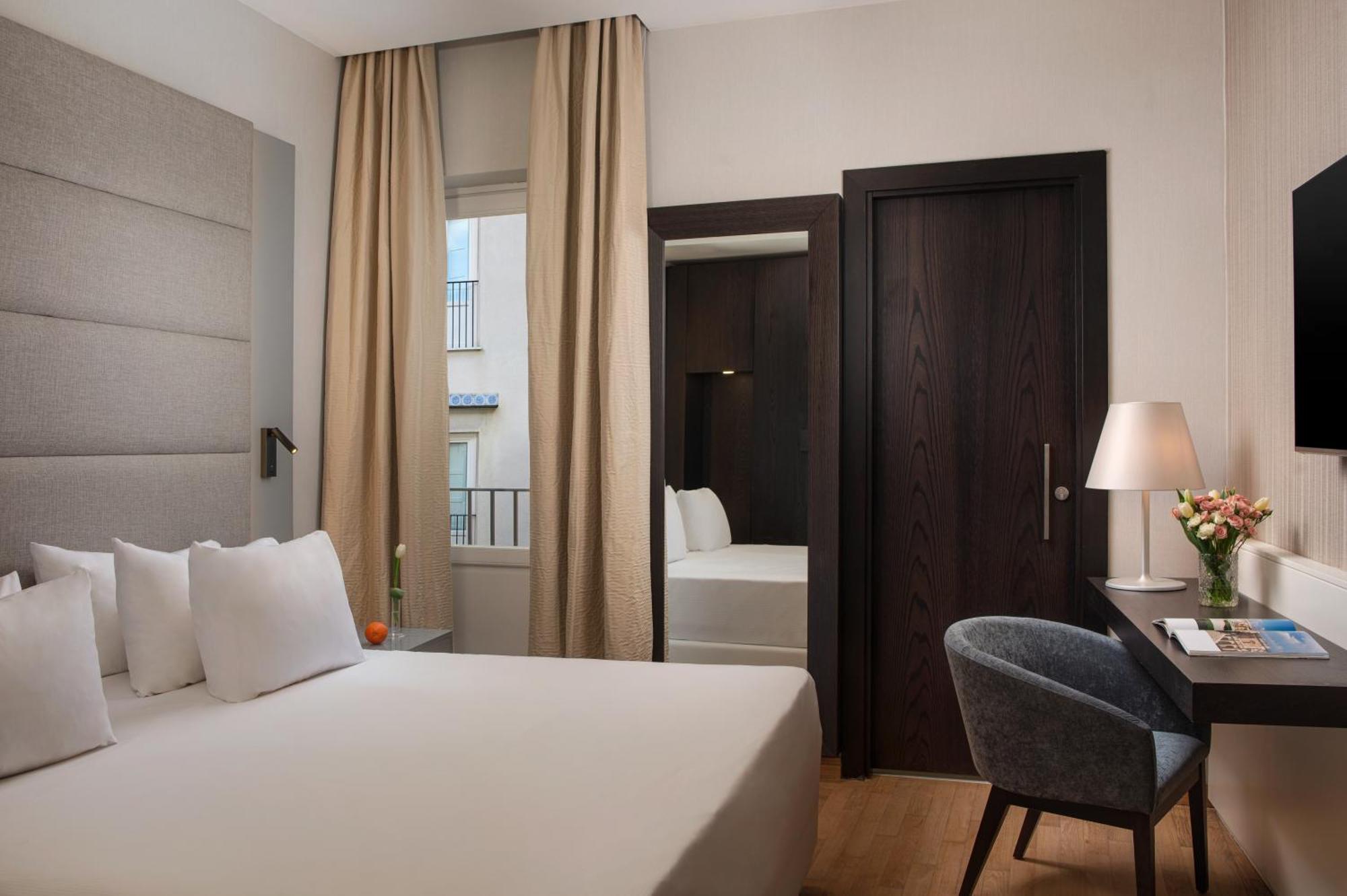 Superior Single Room Balcony