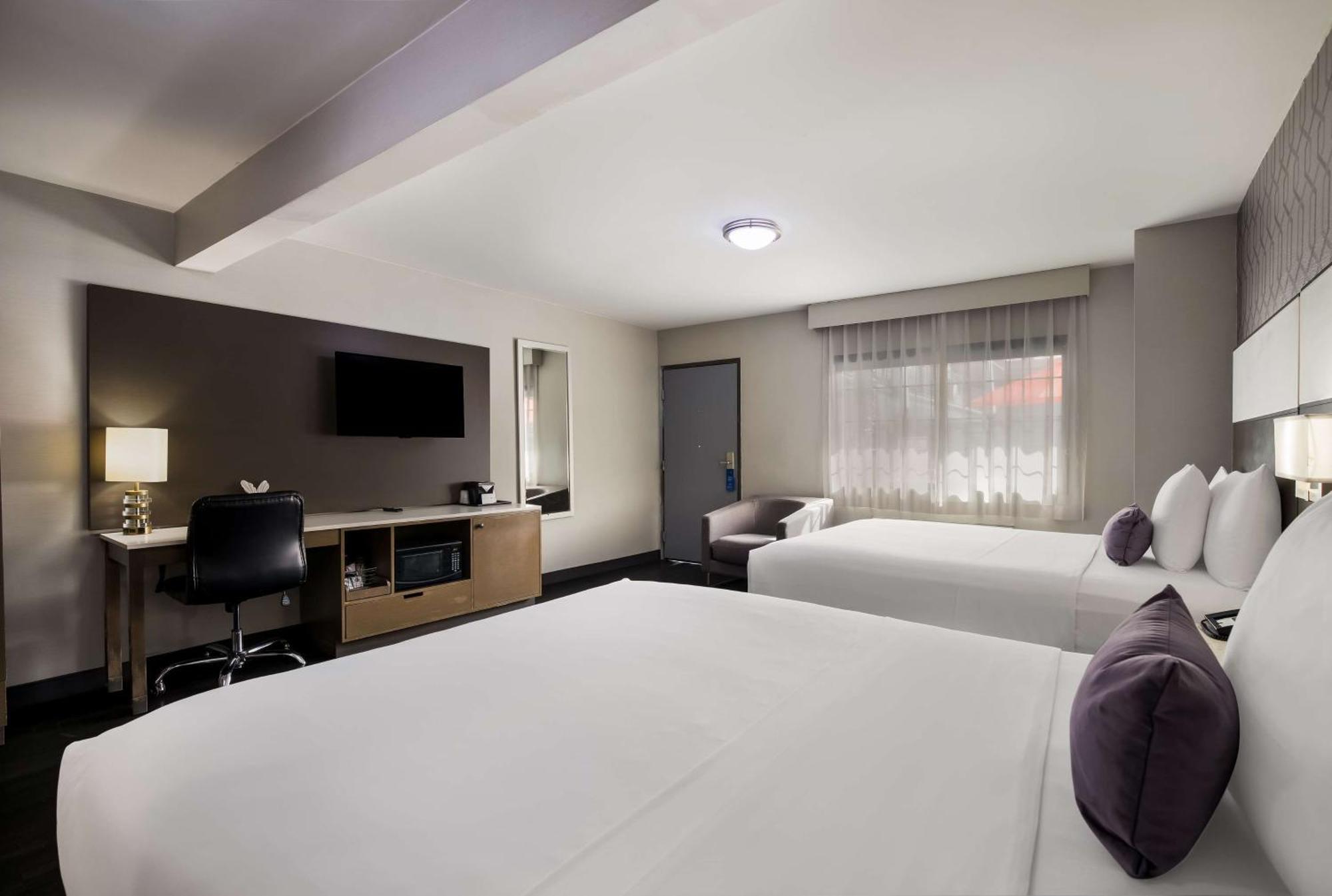 Doppelzimmer mit 2 Doppelbetten - barrierefrei