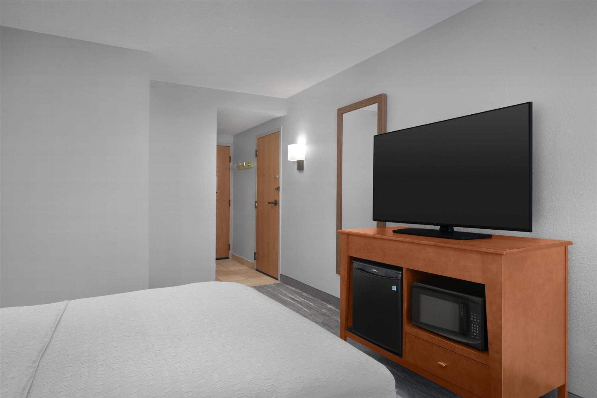Quarto Queen com Banheira - Acesso para Hóspedes com Mobilidade Reduzida/Não-fumantes