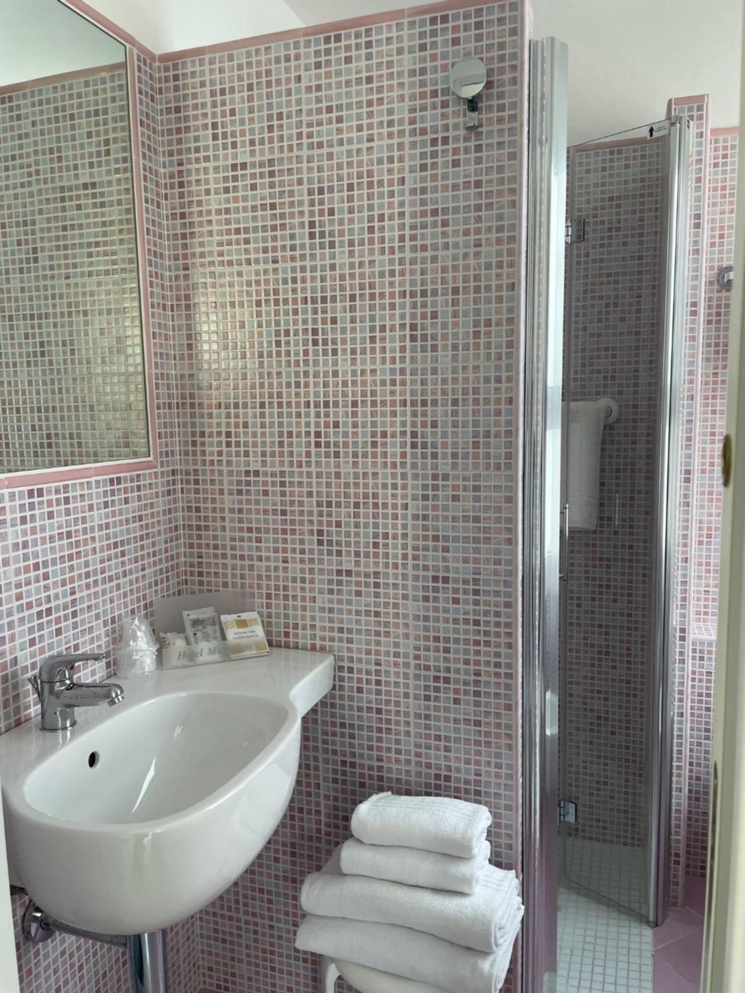 Classic Double or Twin Room Partial Sea View