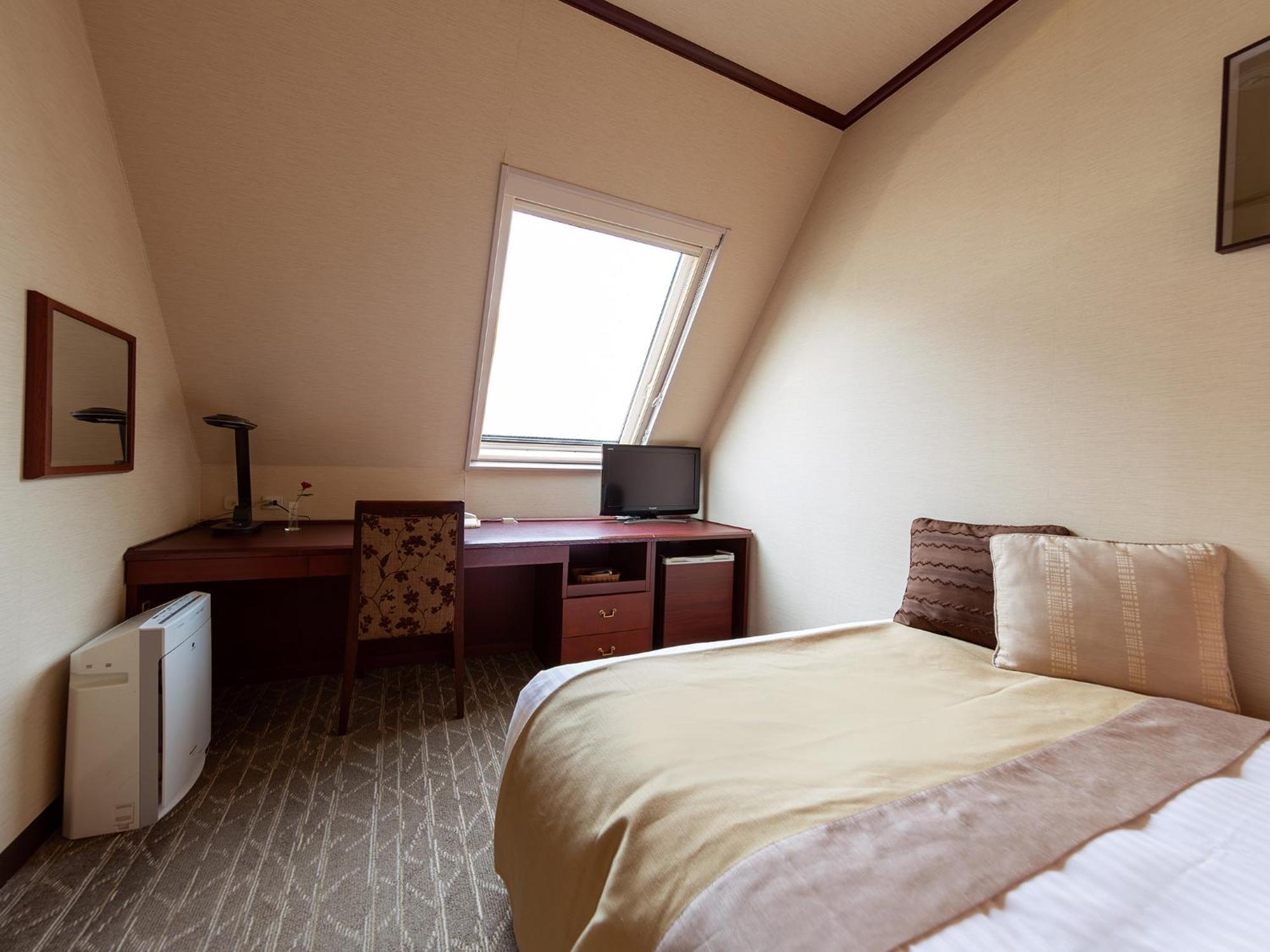 Economy Double Room Non-Smoking